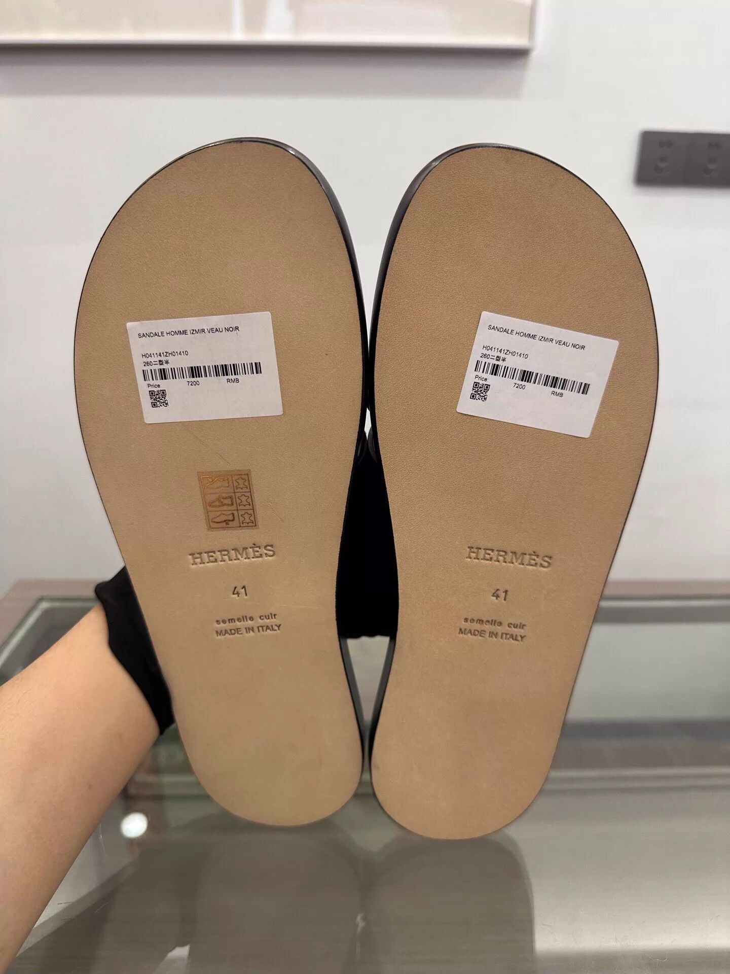 Hermes Hermes Izmir H Logo Men's Black Flip-Flops 41 Size US 8 / EU 41 - 6 Thumbnail