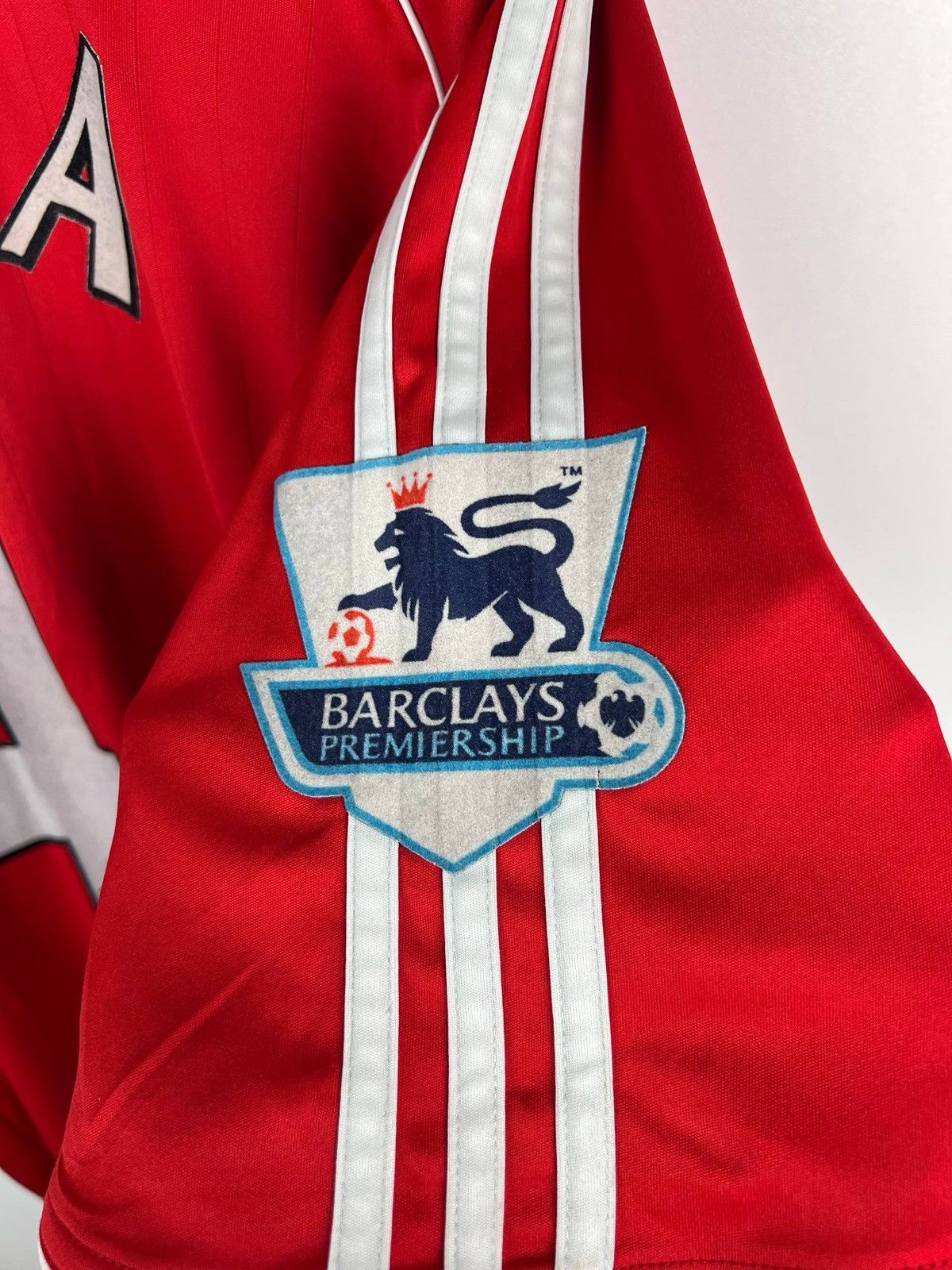 Adidas Liverpool Adidas Hyypia 2006/08 jersey size XL Size US XL / EU 56 / 4 - 14 Thumbnail