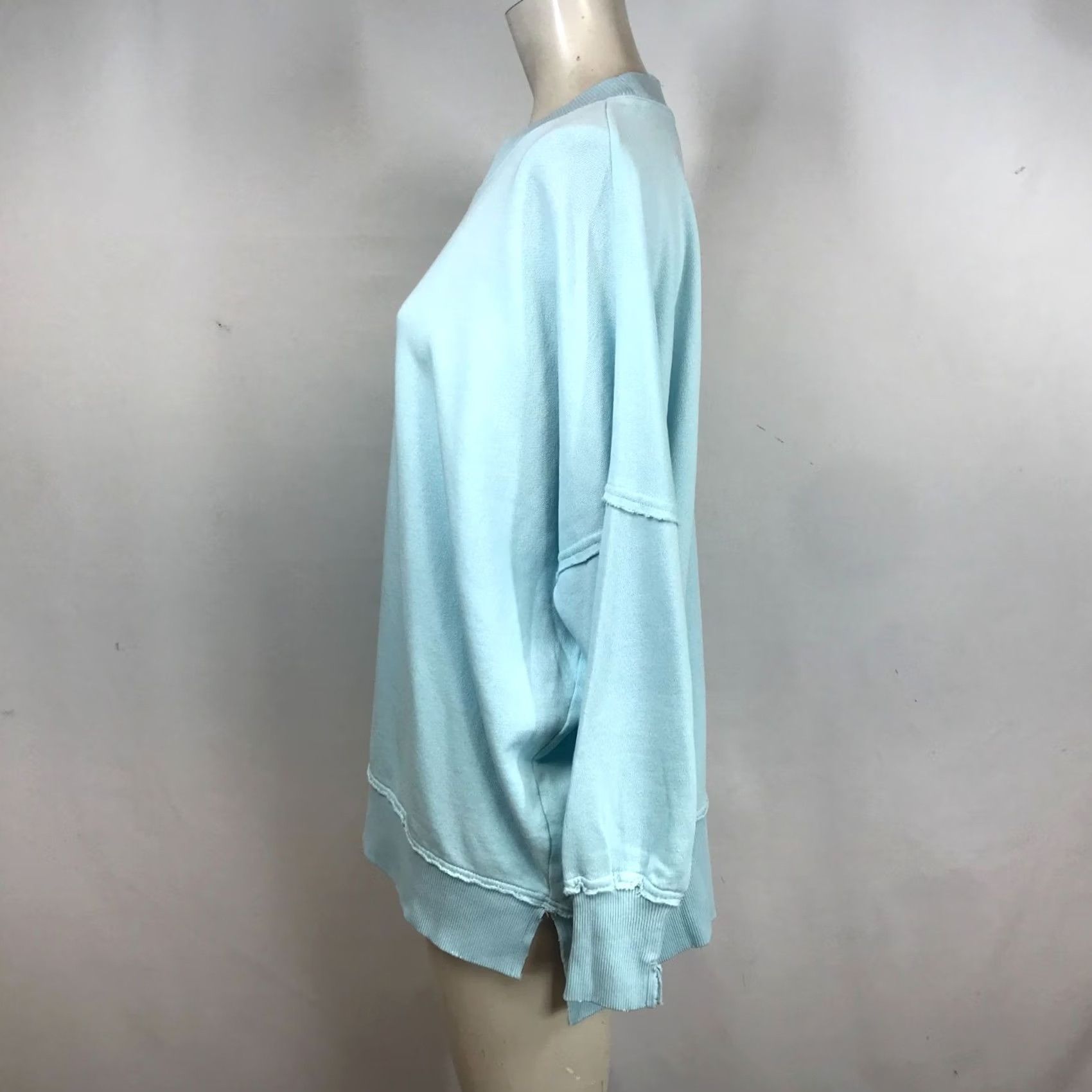 Vintage AERIE Sweatshirt Women's XXS Blue Long Sleeve Crew Neck Cotton Blend Pullover Activewear Size XXS / US 00 / IT 34 - 6 Thumbnail