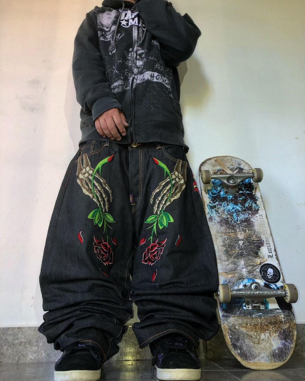 Designer × Japanese Brand Oversize Skull Embroidery Y2k Jean Size US 36 / EU 52 - 2 Thumbnail