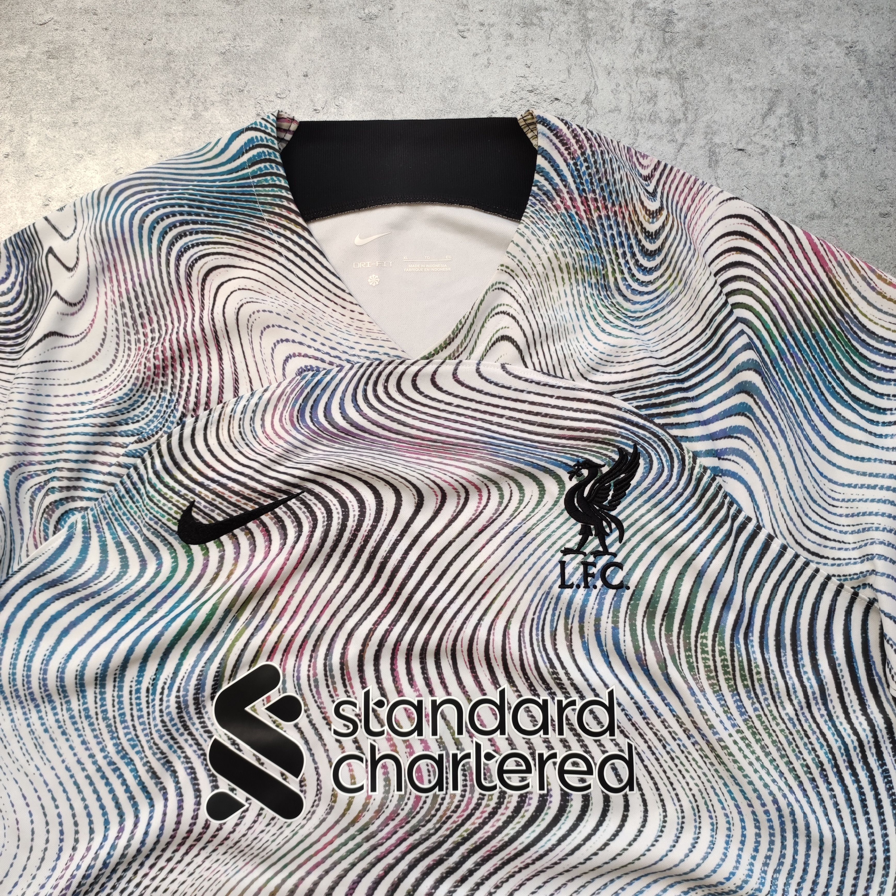 Other Liverpool FC x Nike Football HOLO Limited 2022 Away Jersey Size US XL / EU 56 / 4 - 5 Thumbnail