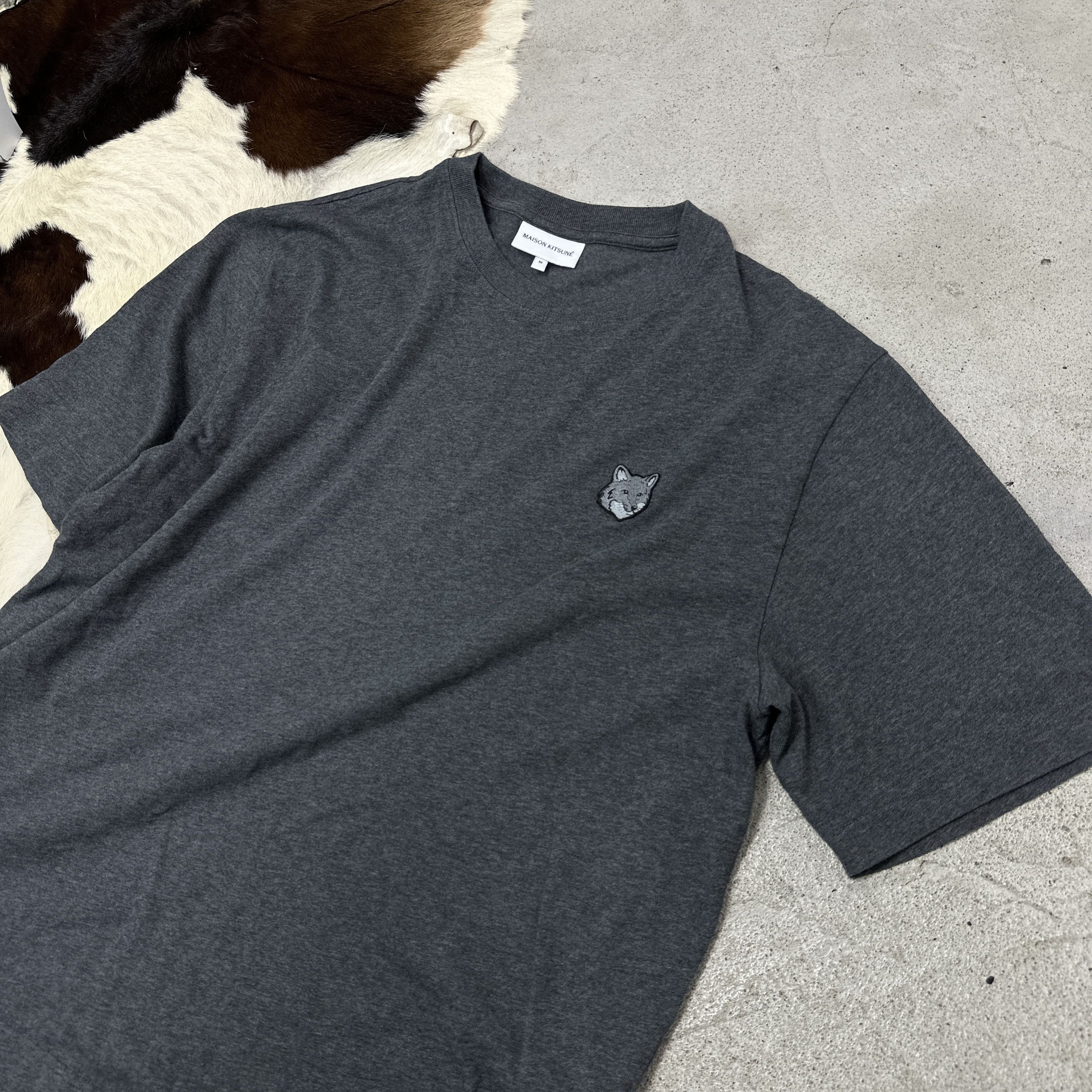 Maison Kitsune Vintage Casual Streetwear Maison Kitsune T-shirt Y2K Size US M / EU 48-50 / 2 - 4 Thumbnail
