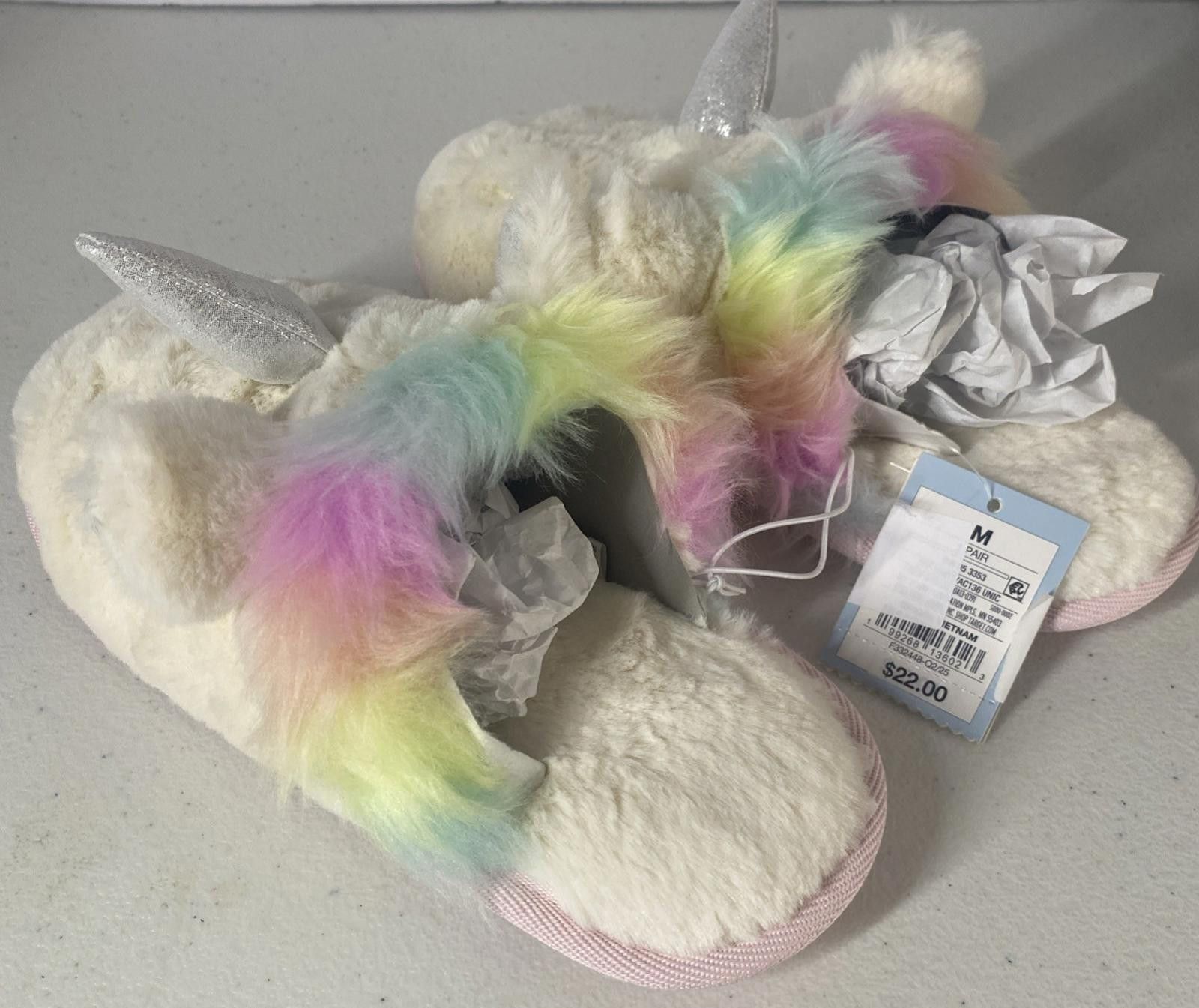 Target Basics Target Unicorn Slippers Med 2/3 [COPY] Size US 7.5 / IT 37.5 - 3 Thumbnail