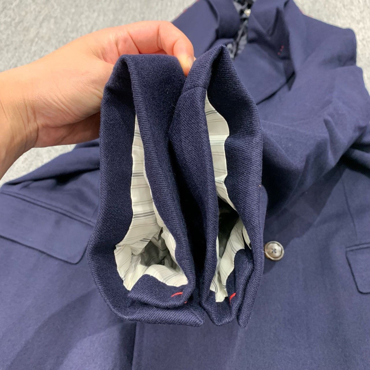Gucci Gucci dark blue coat size66R 2501-Nextarrow Size 54R - 8 Thumbnail