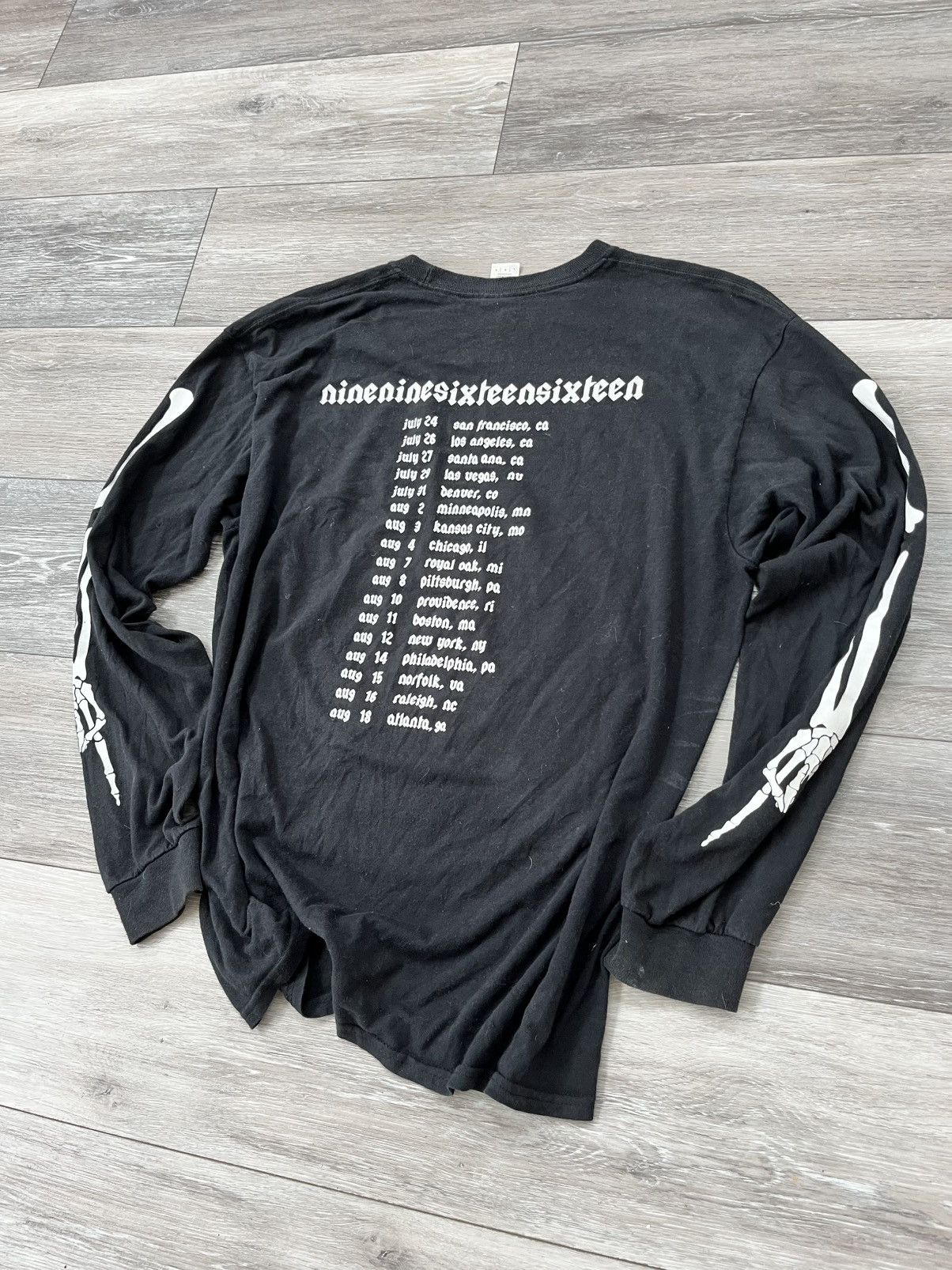 Playboi Carti Playboi Carti Die Lit Tour Ribcage Long Sleeve T-Shirt Size US L / EU 52-54 / 3 - 7 Thumbnail