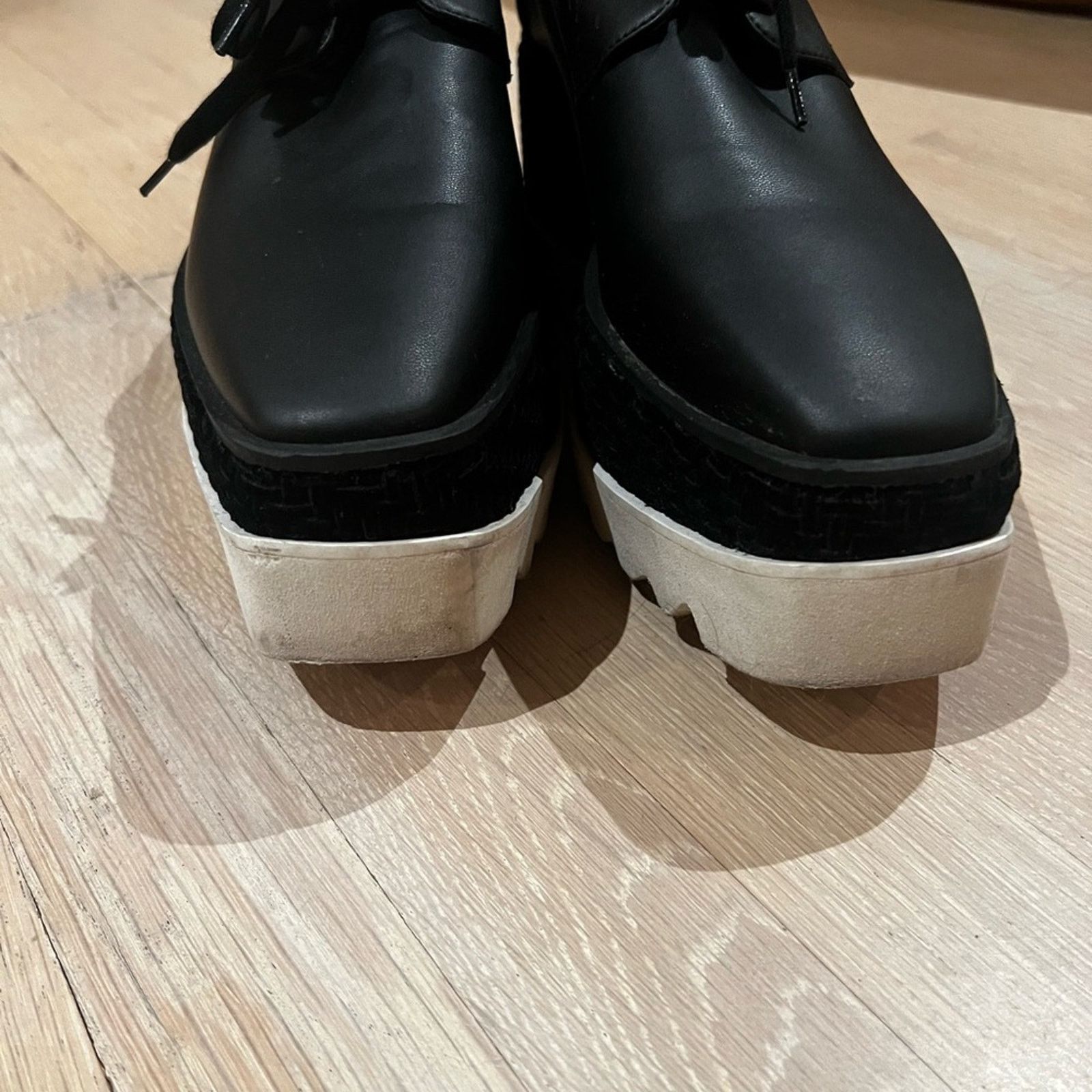 Stella McCartney Stella McCartney Black Vegan Platform Brogues Velvet 9.5 Size US 9.5 / IT 39.5 - 6 Thumbnail