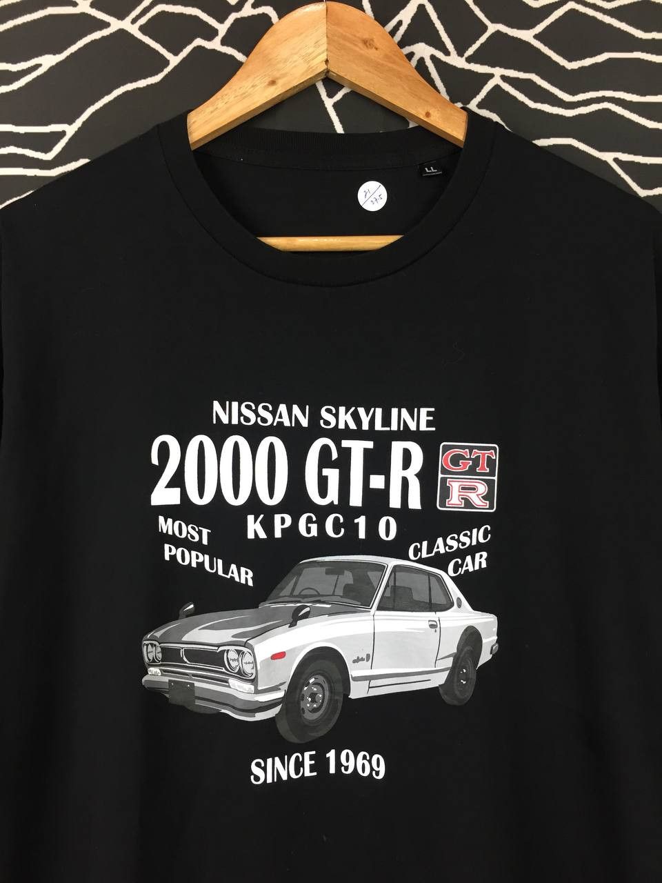 Japanese Brand Vtg Nissan Skyline 2000 GT-R KPGC10 Classic Car Tee Size US XL / EU 56 / 4 - 3 Thumbnail