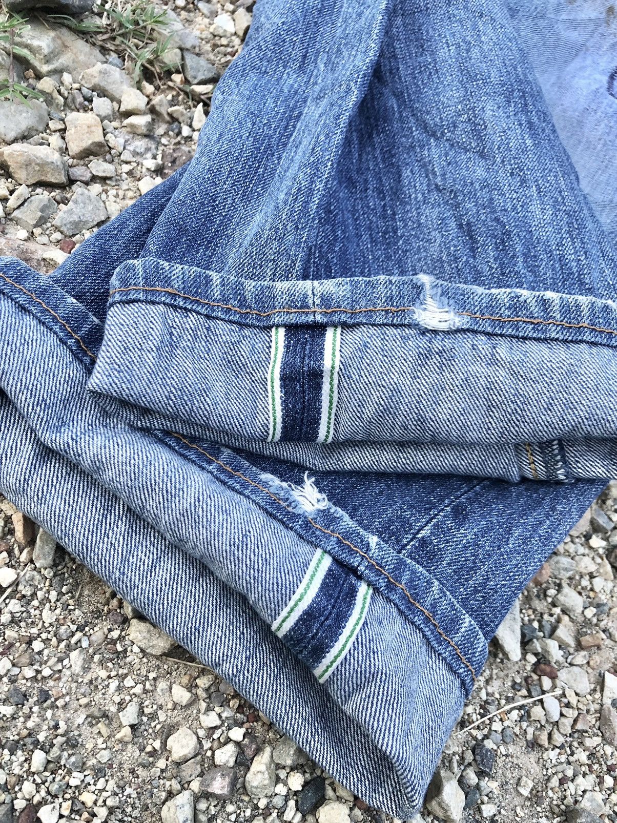 United Arrows SELVEDGE DISTRESSED DENIM BY GREEN LABEL Size US 31 - 8 Thumbnail
