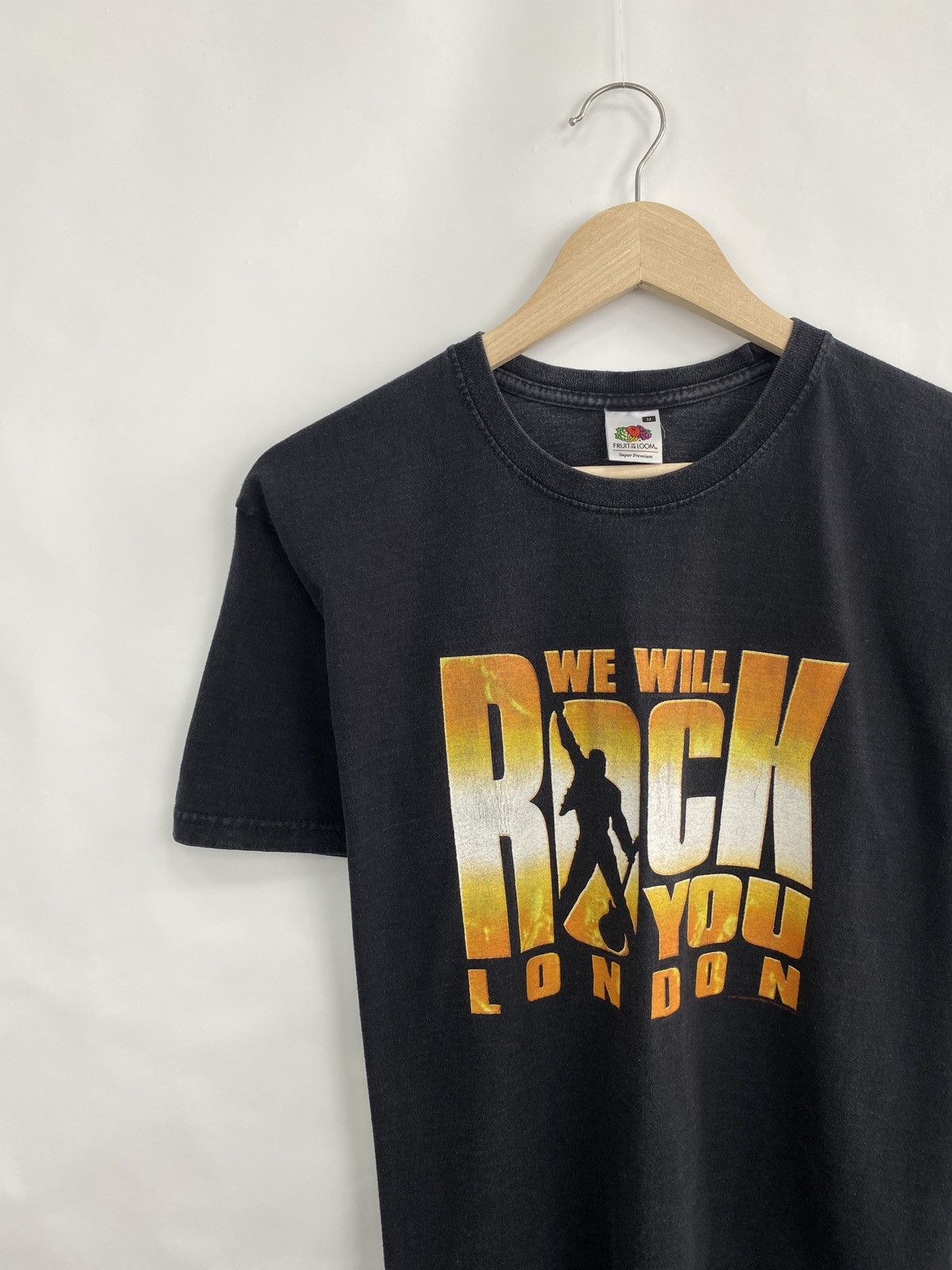 Fruit Of The Loom 🇬🇧 Vintage 2007 Queen We Will Rock You London T-Shirt Rare Size US M / EU 48-50 / 2 - 2 Thumbnail
