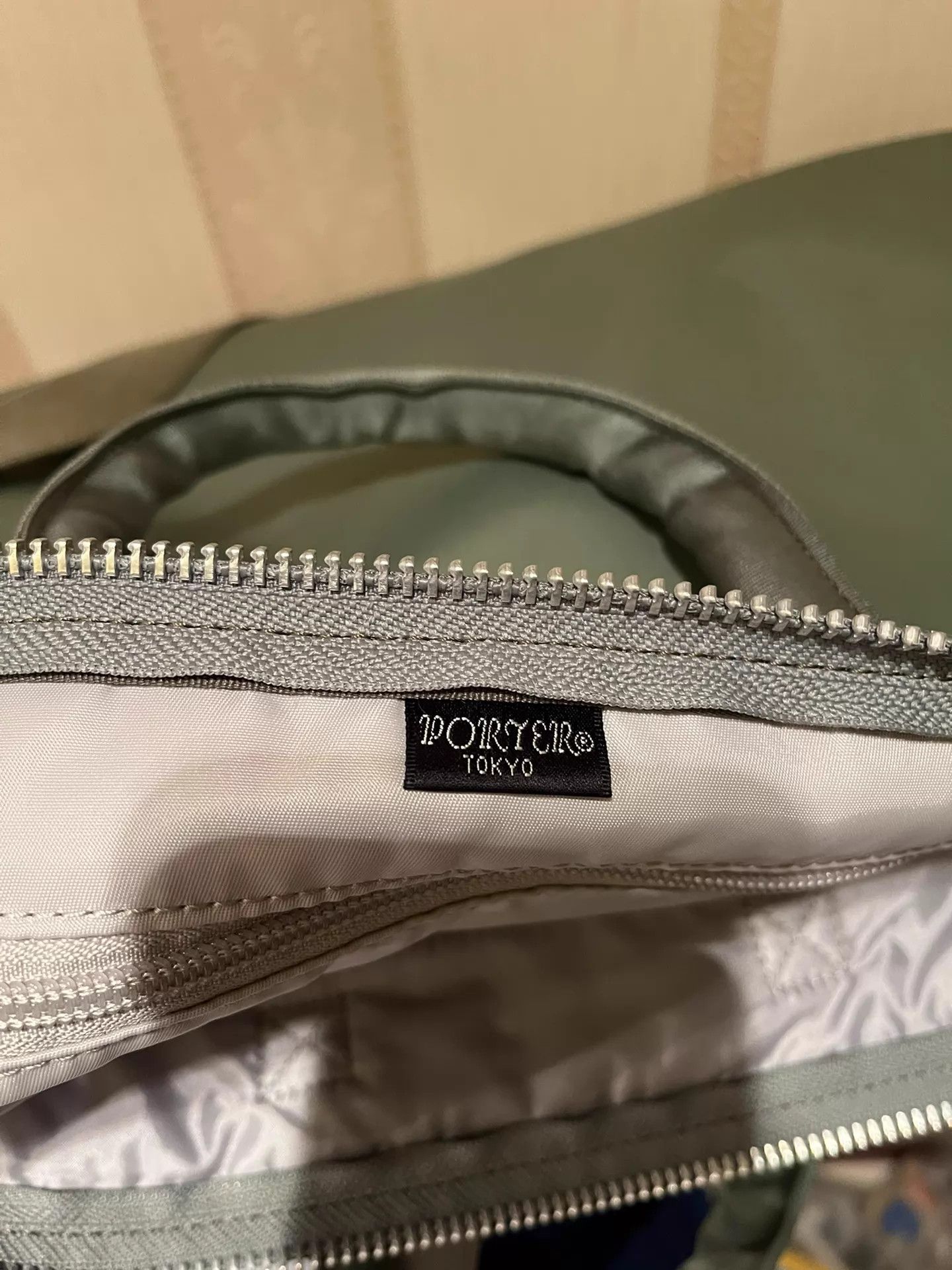 Porter Porter 45x45 Nylon Suede-Bottom Gray-Green New Premium Bag Size ONE SIZE - 7 Thumbnail