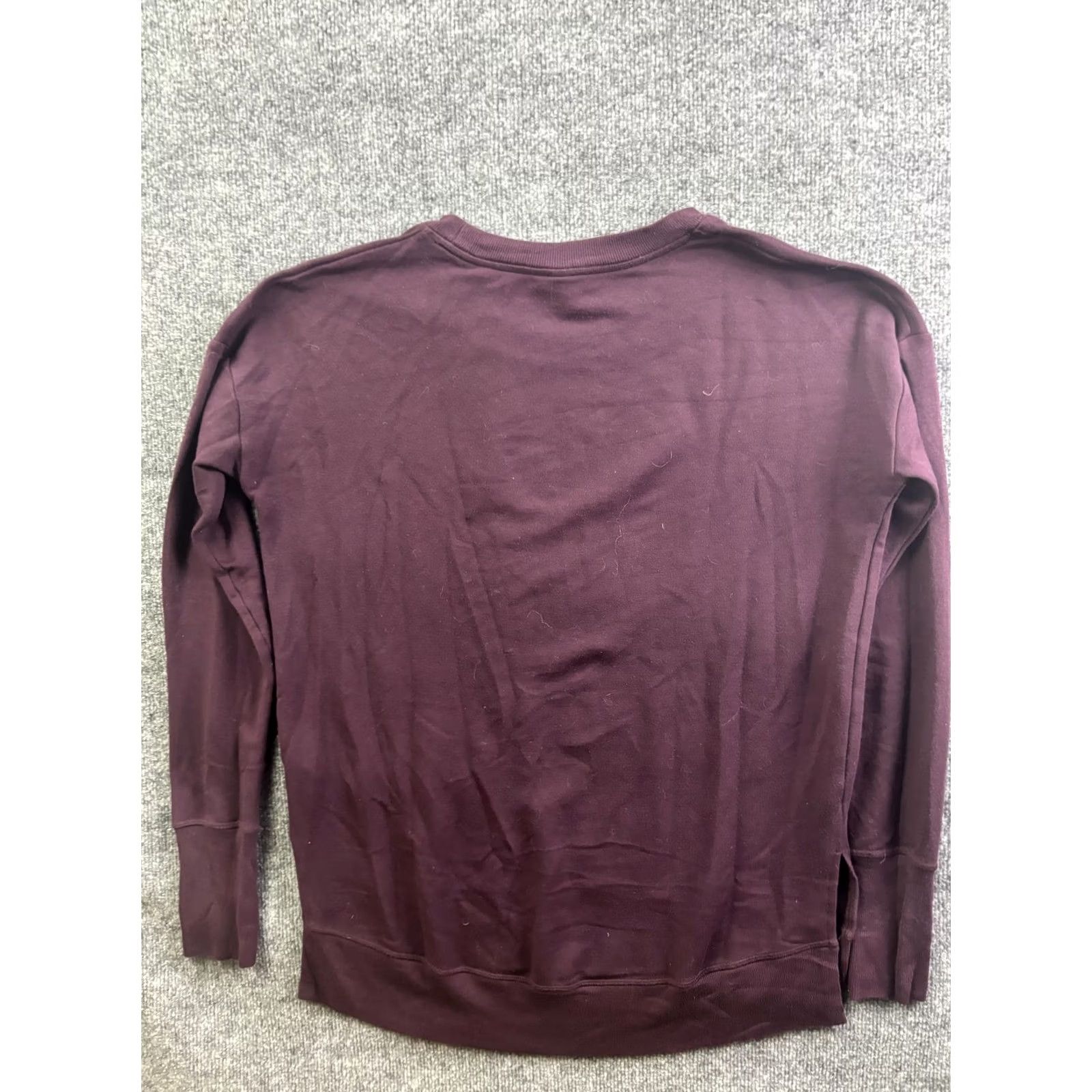 Athleta Athleta Sweatshirt Womens MT Tall Purple Fleece Pullover Crewneck Thumbholes Size M / US 6-8 / IT 42-44 - 7 Thumbnail