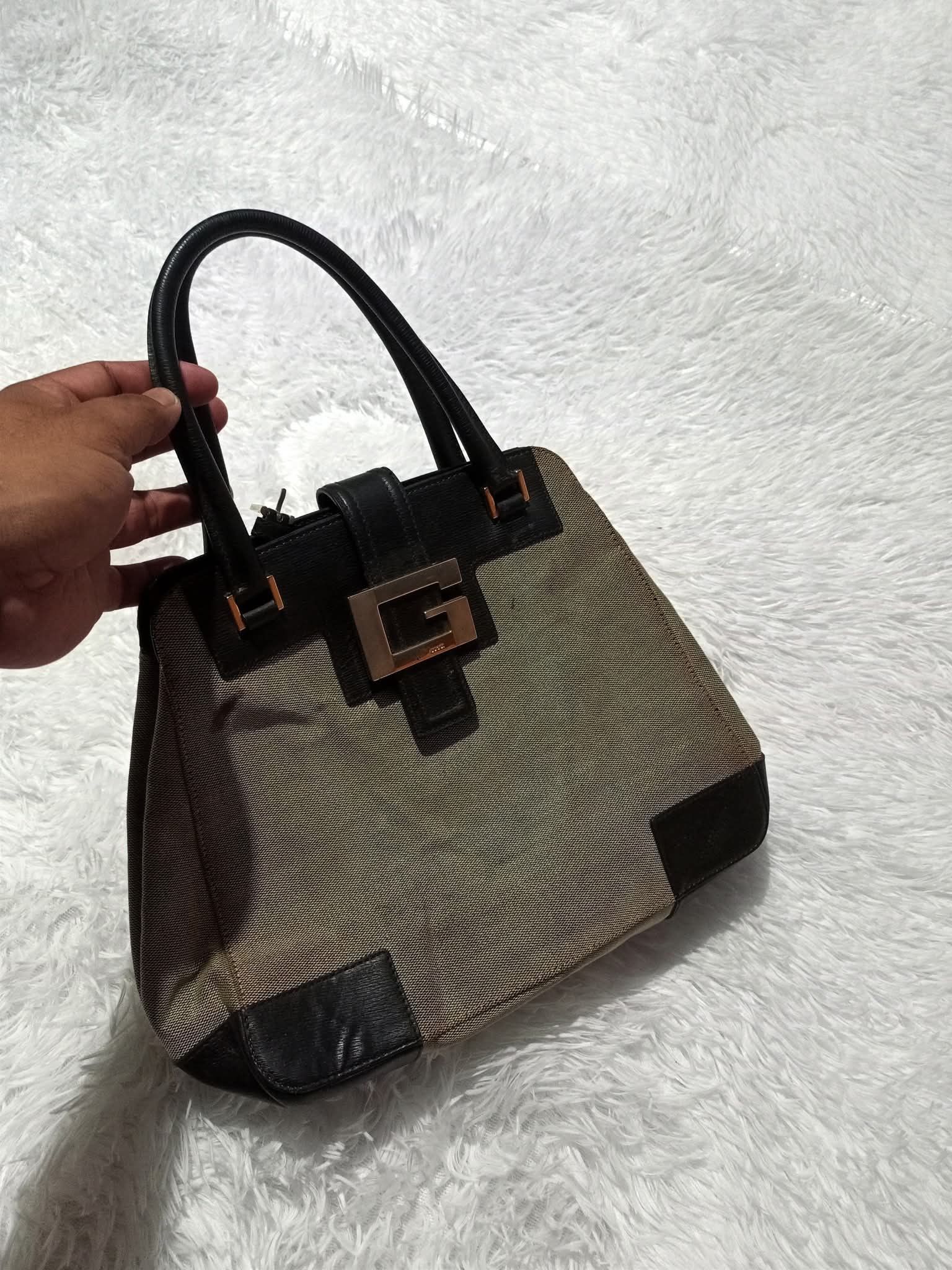 Gucci GUCCI VINTAGE G SQUARE LOGO HAND BAG LEATHER Size ONE SIZE - 1 Thumbnail