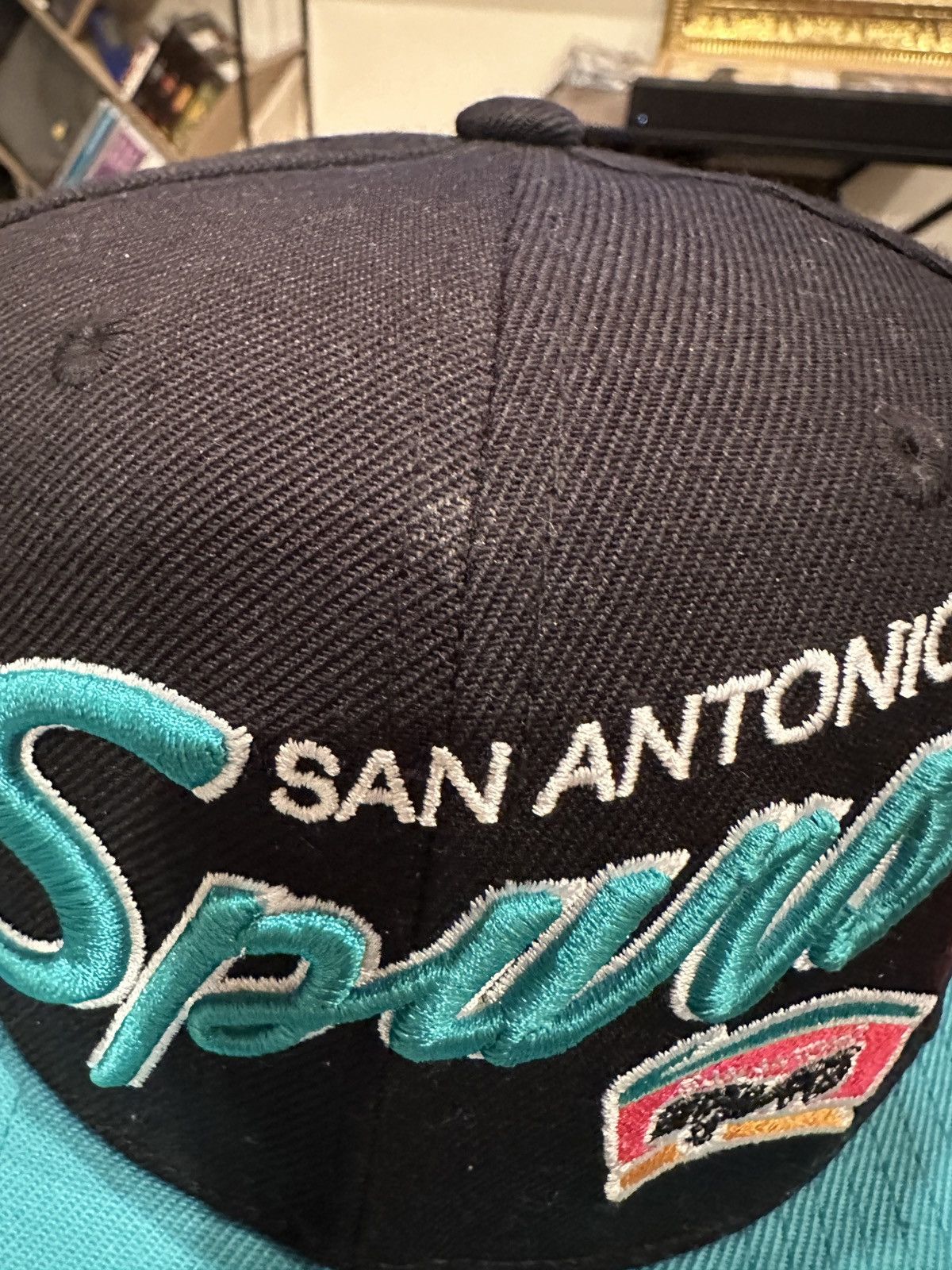 Mitchell & Ness San Antonio Spurs Mitchell & Ness NBA Fitted 7 1/4 Flat Hat Size ONE SIZE - 9 Thumbnail