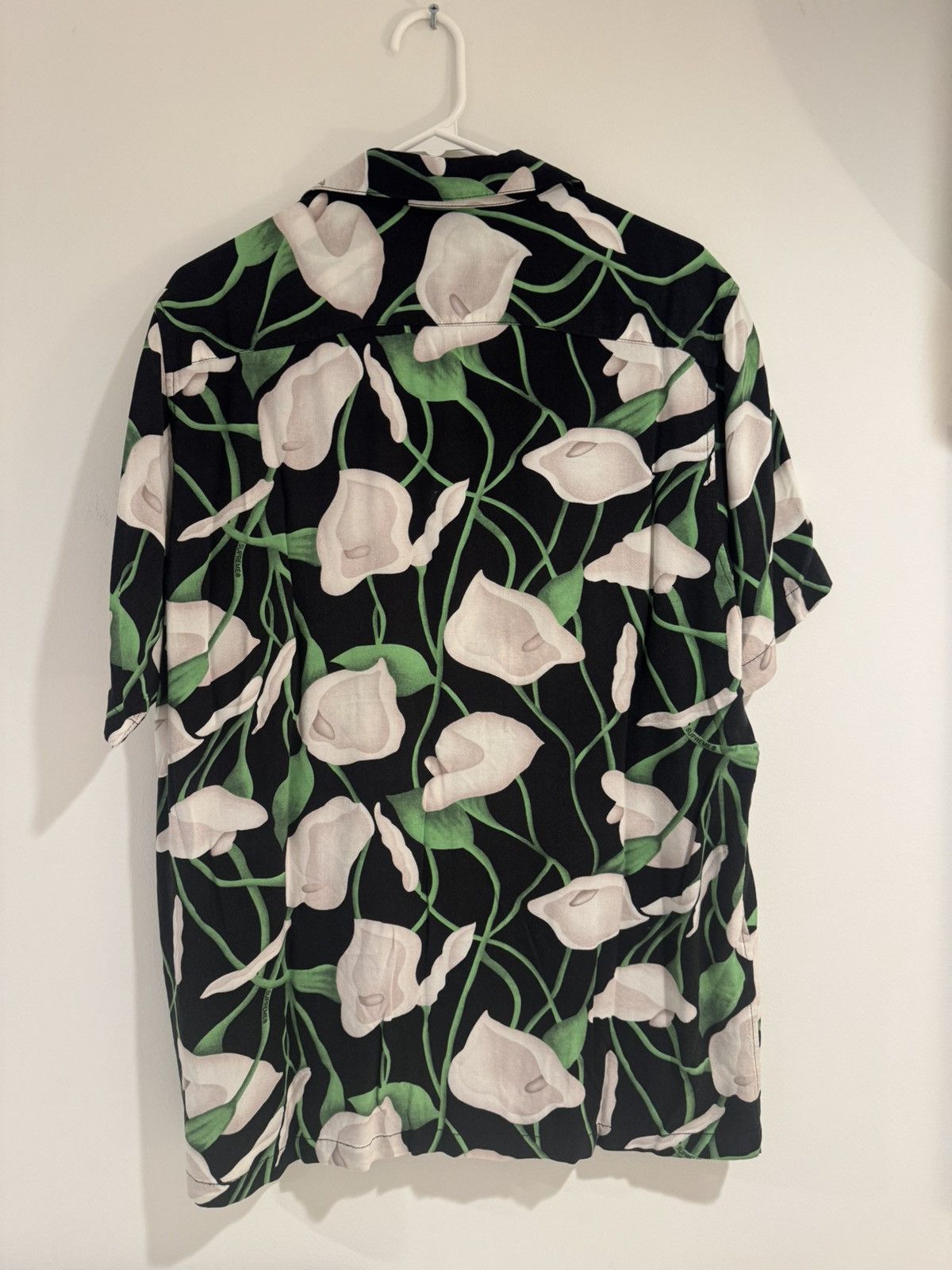 Supreme SS18 Lily Rayon Shirt Large Grailed