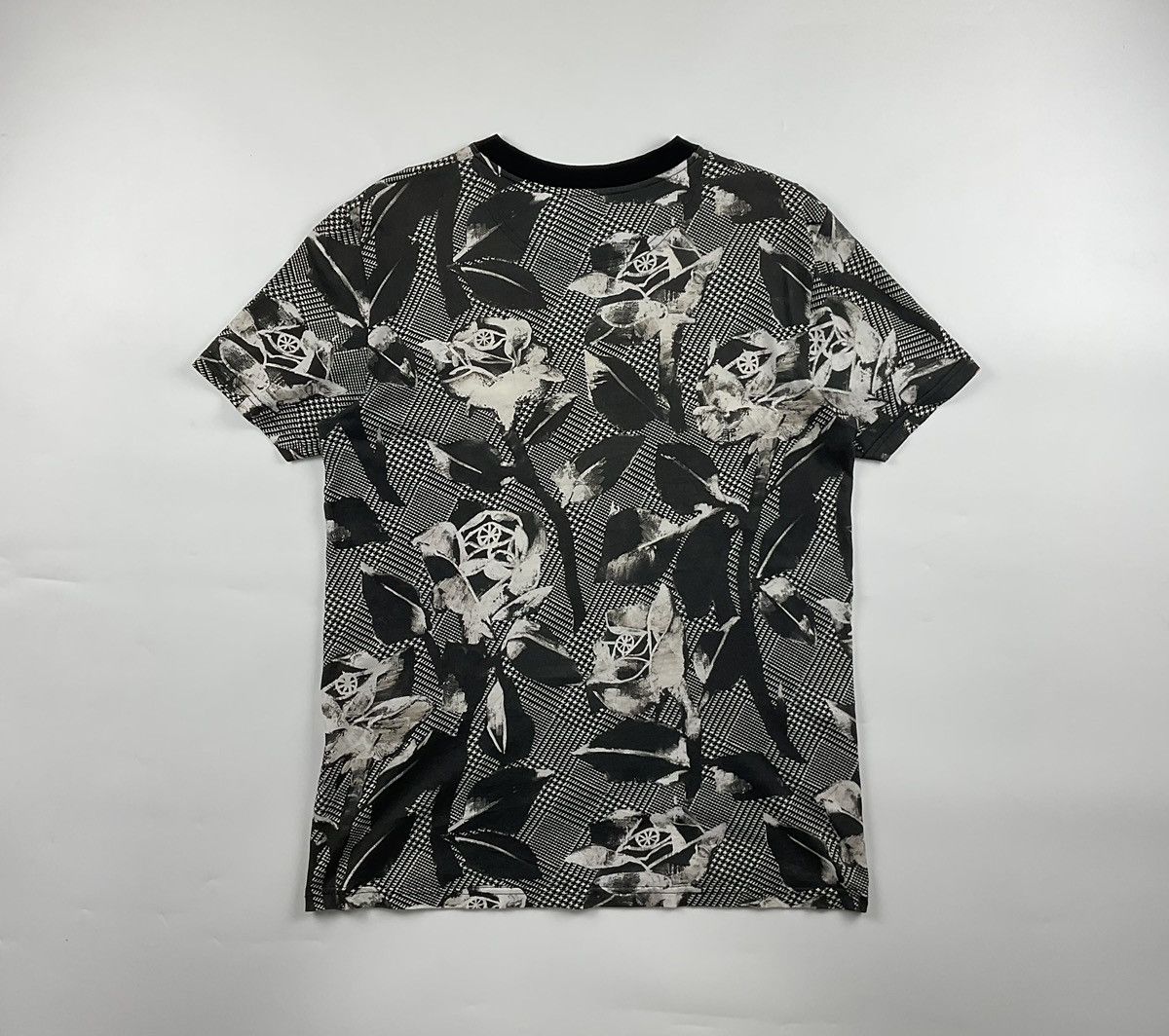 Dior Dior Floral Print Tee Size US S / EU 44-46 / 1 - 2 Thumbnail