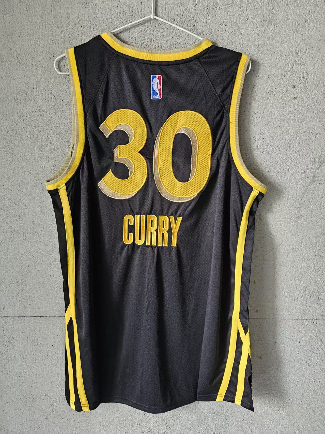 NBA Warriors #30 Stephen Curry Jersey Double Stitched S Size US S / EU 44-46 / 1 - 2 Thumbnail