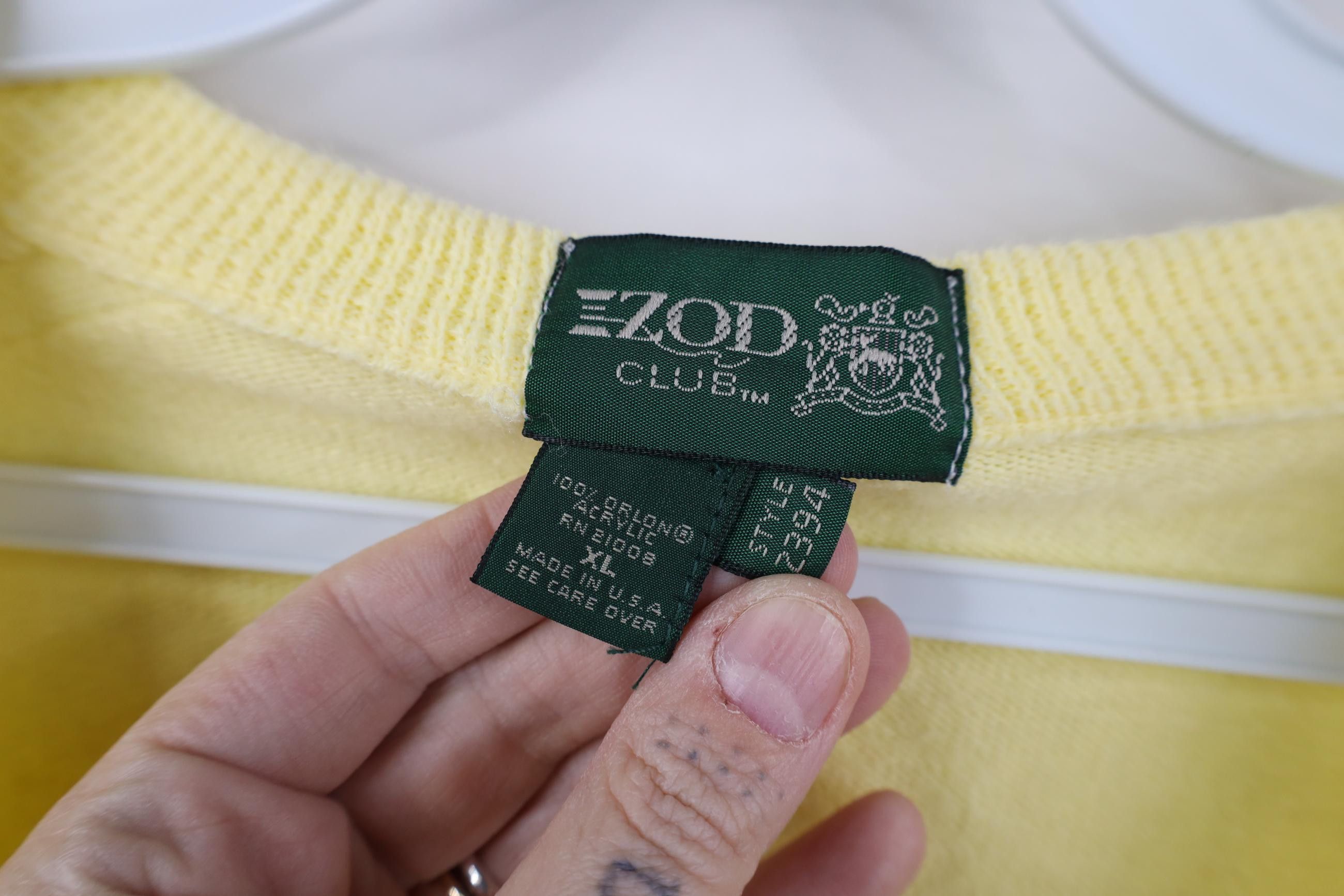 Izod Vintage 80s Izod Harbour Links Soft Knit V-Neck Sweater USA Size US XL / EU 56 / 4 - 5 Thumbnail