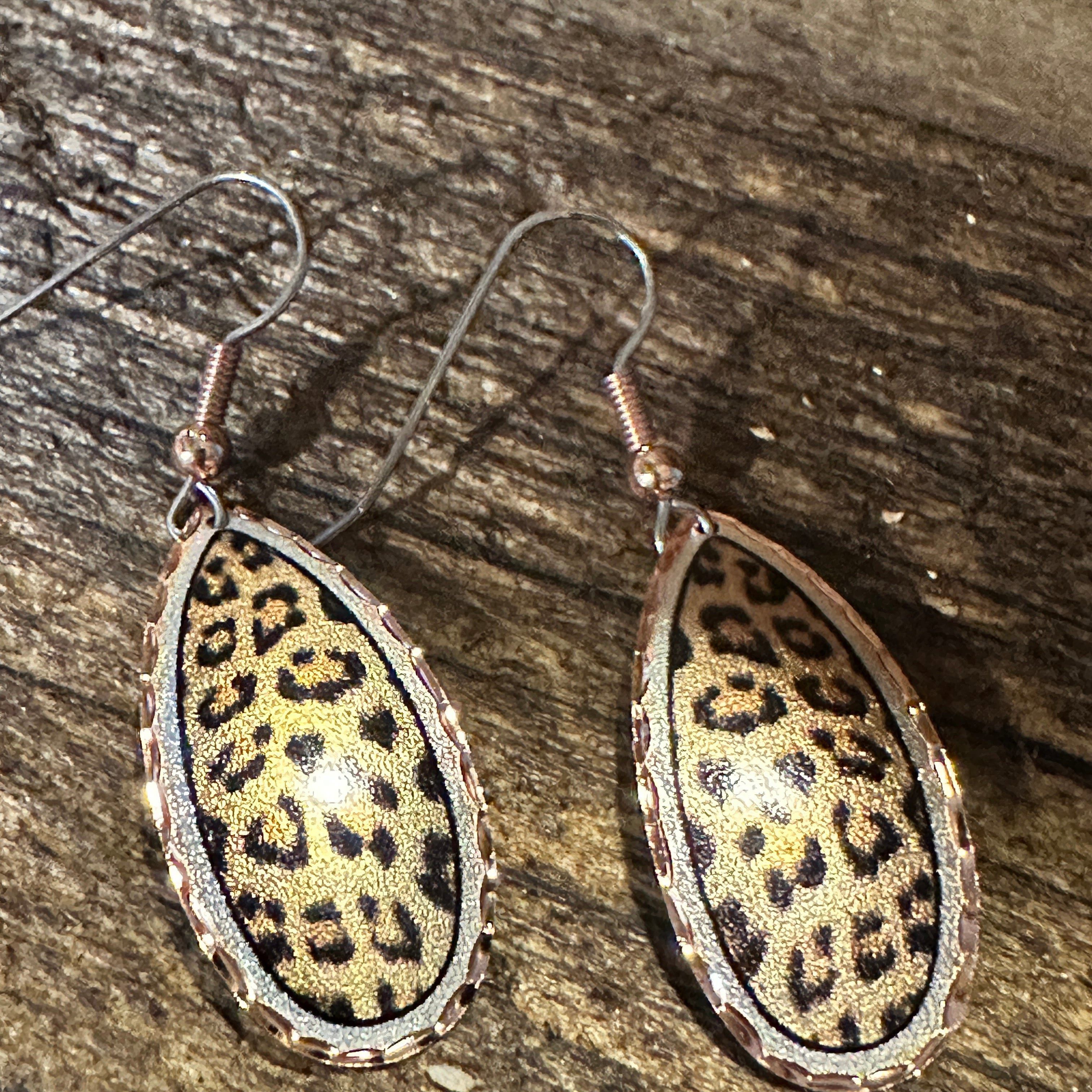 Other Handmade Boho Copper Earrings, Leopard Wire Drop Earrings, G Size ONE SIZE - 1 Thumbnail