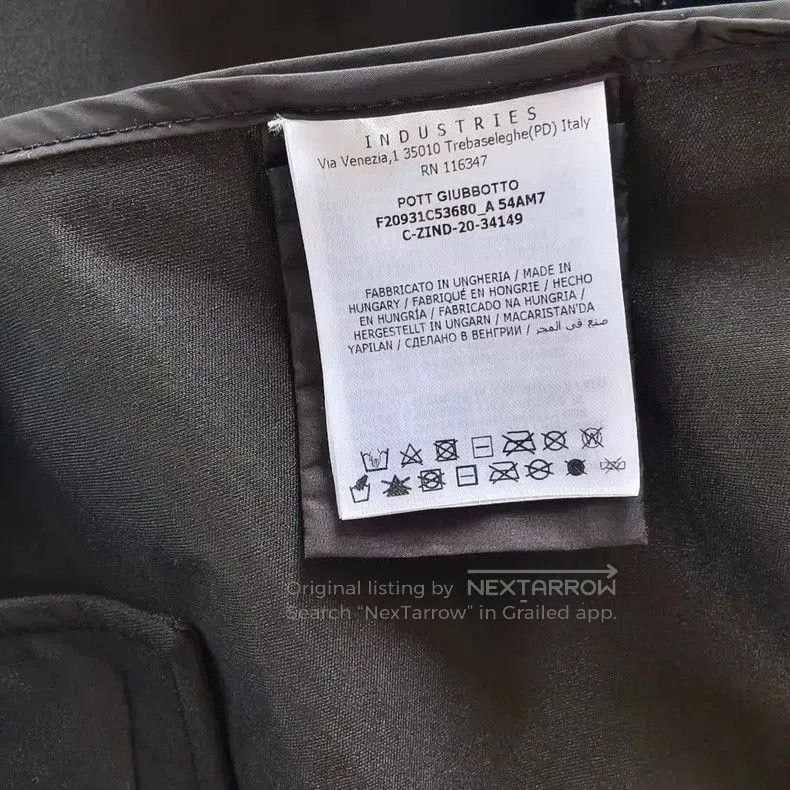 Moncler Moncler Patent Leather Down Coat. Size US XS / EU 42 / 0 - 7 Thumbnail