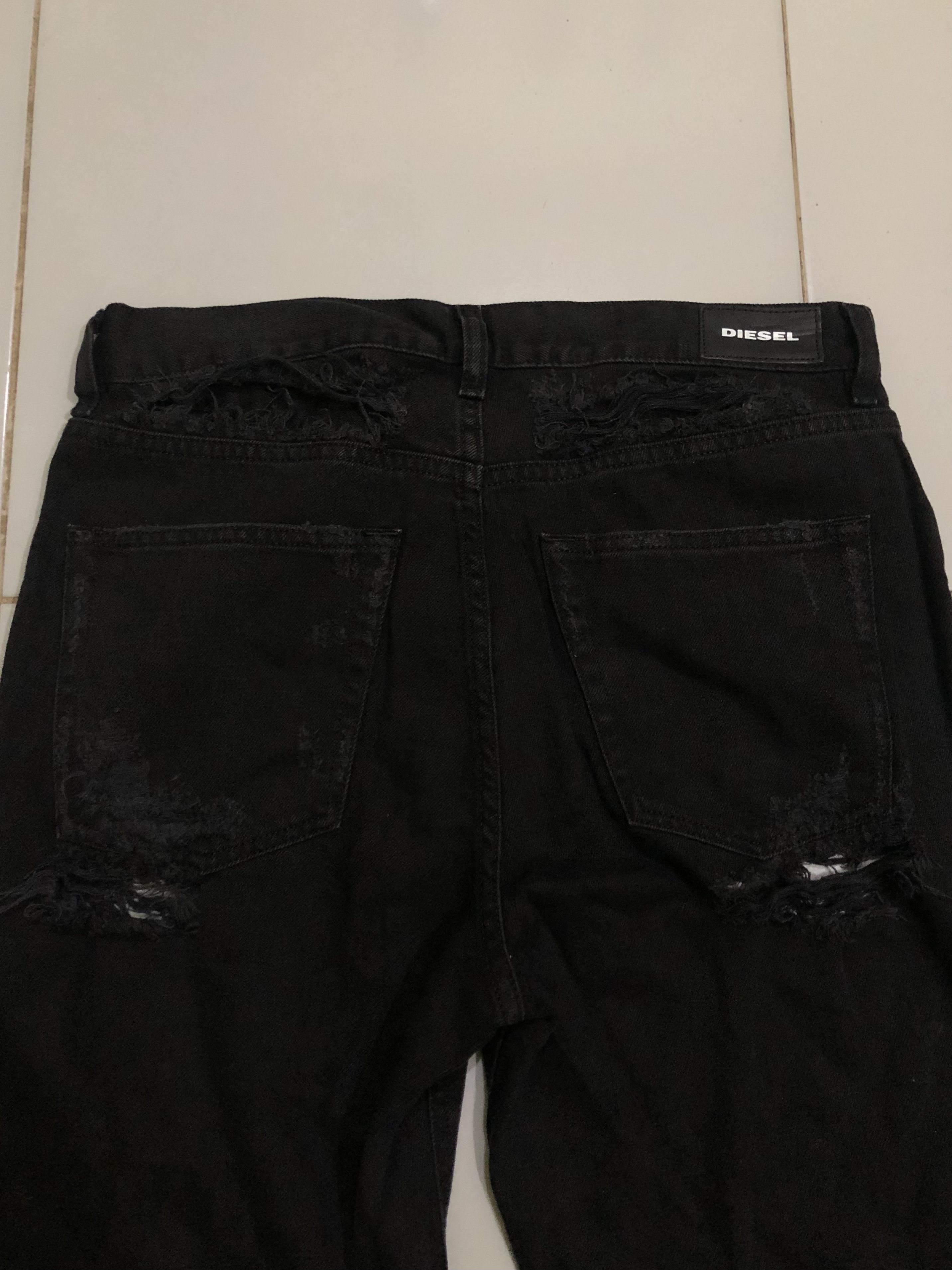 Diesel BNWT Diesel Aryel 084WH Distressed Black Jeans Size 30" / US 8 / IT 44 - 19 Thumbnail