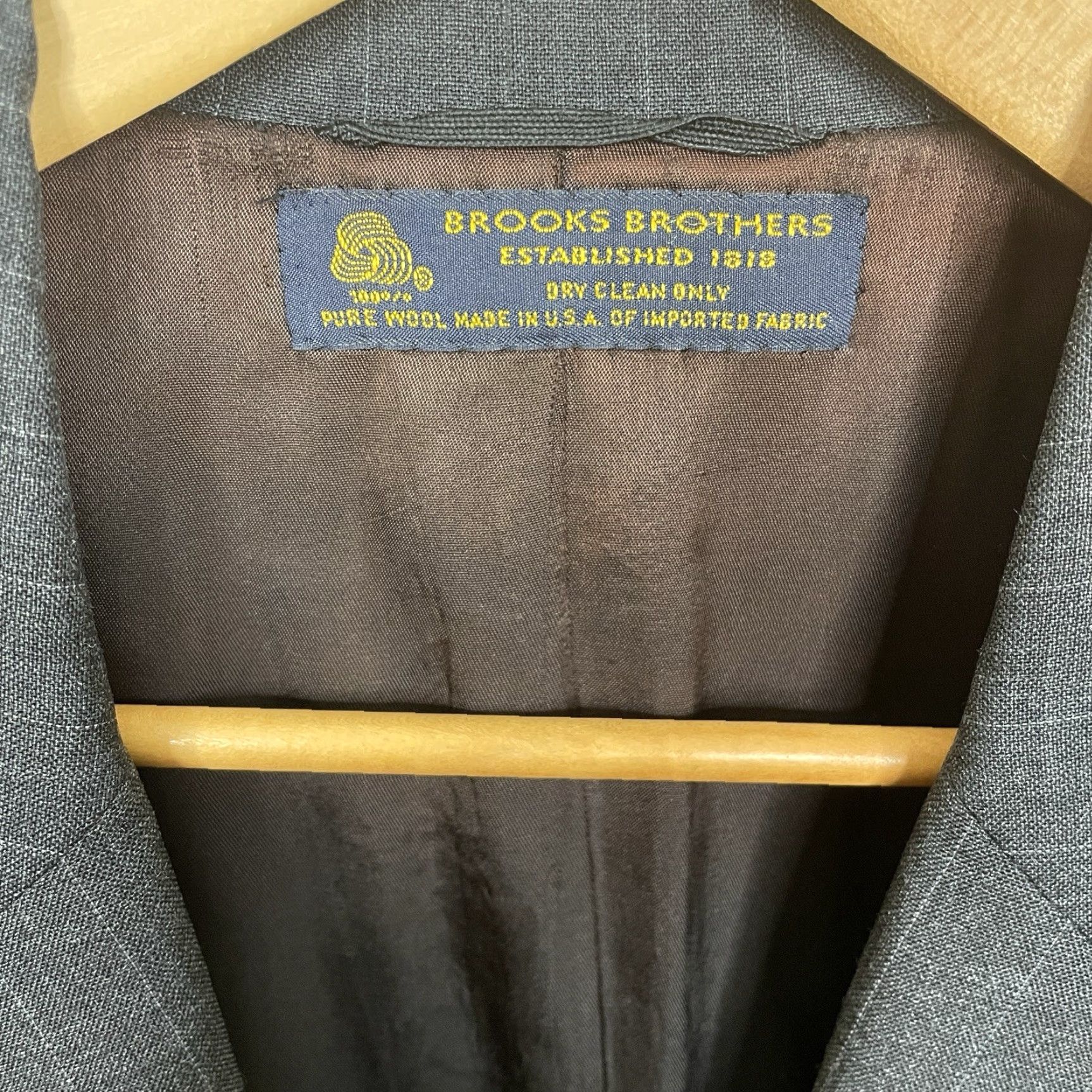 VINTAGE Brooks Brothers Blazer Mens 46R Gray Striped Pure Wool Two Buttons USA Made