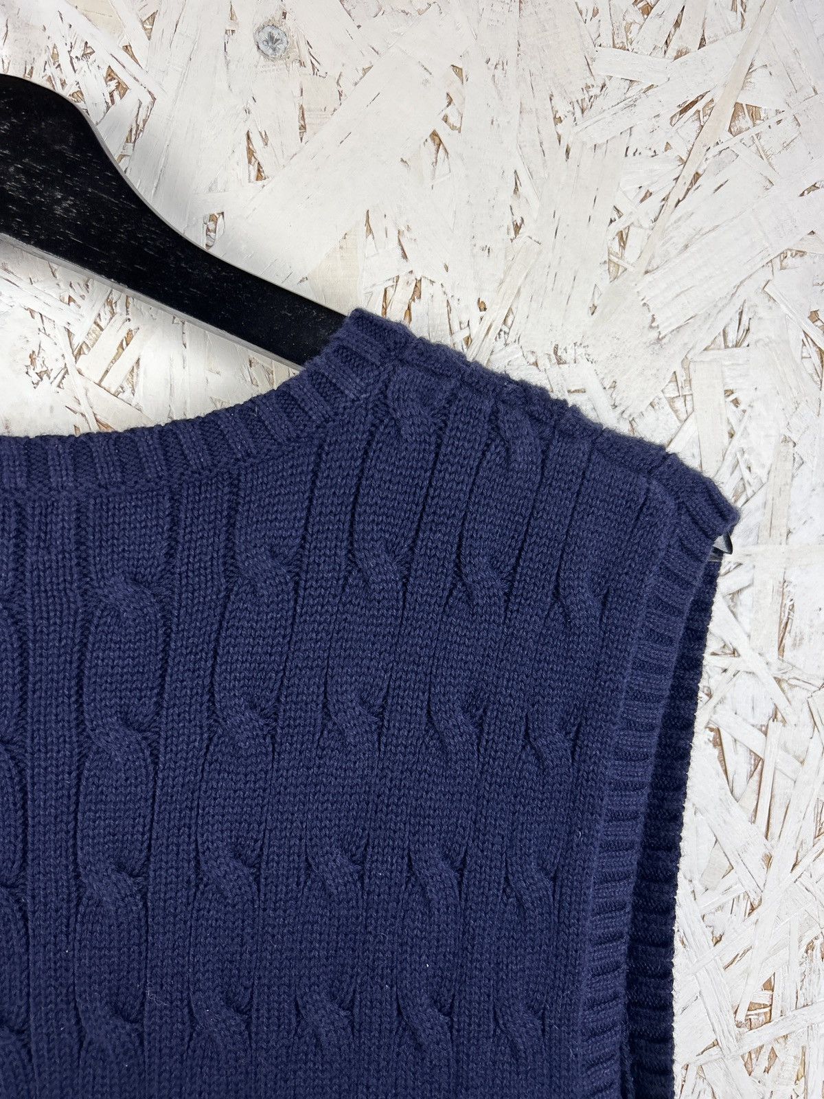 Polo Ralph Lauren Polo By Ralph Lauren Cable Knit V Neck Vest Sweater Size US S / EU 44-46 / 1 - 5 Thumbnail
