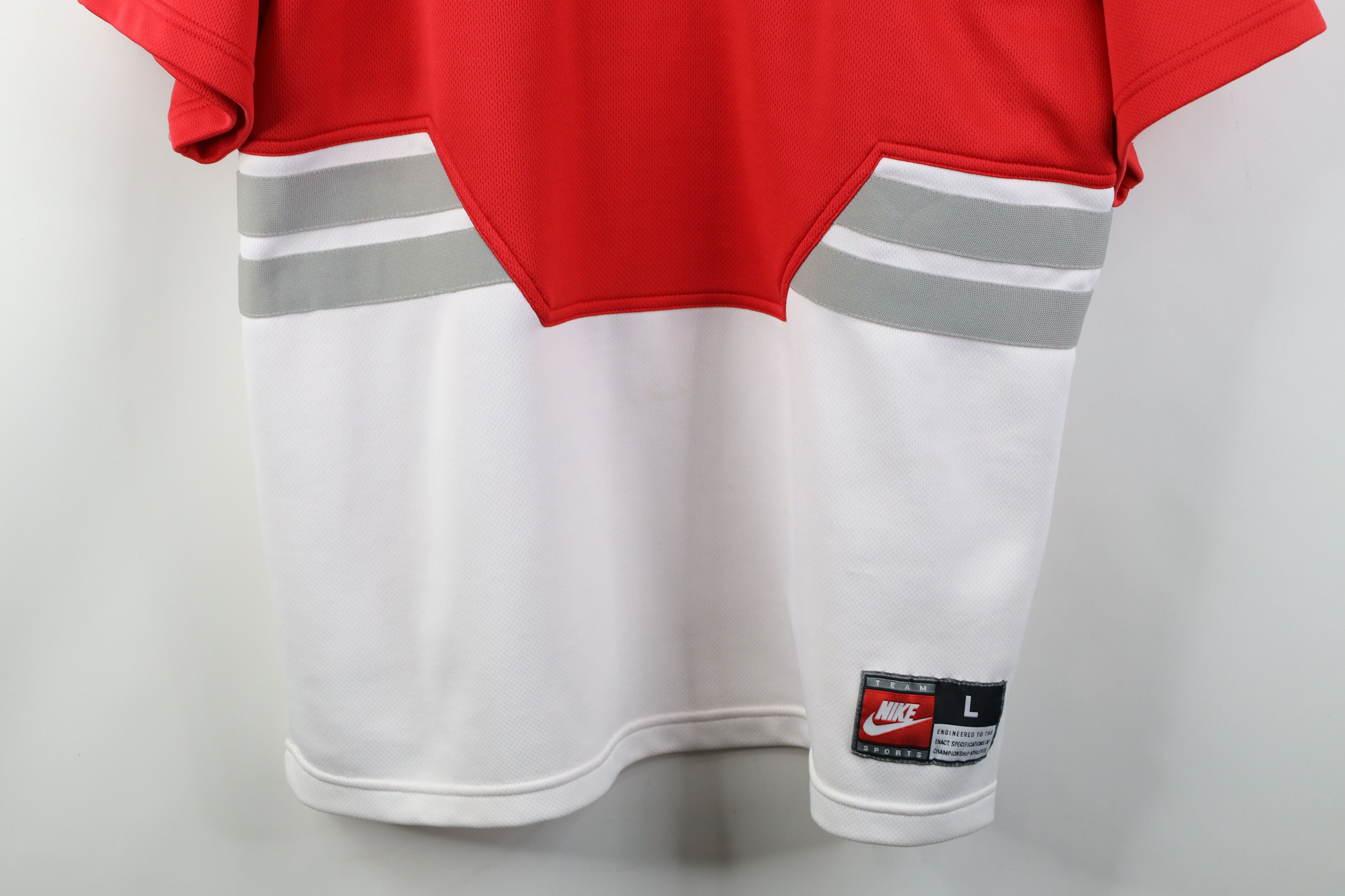 Nike Vintage 90s Nike University Basketball Warm Shooting Shirt Size US L / EU 52-54 / 3 - 3 Thumbnail