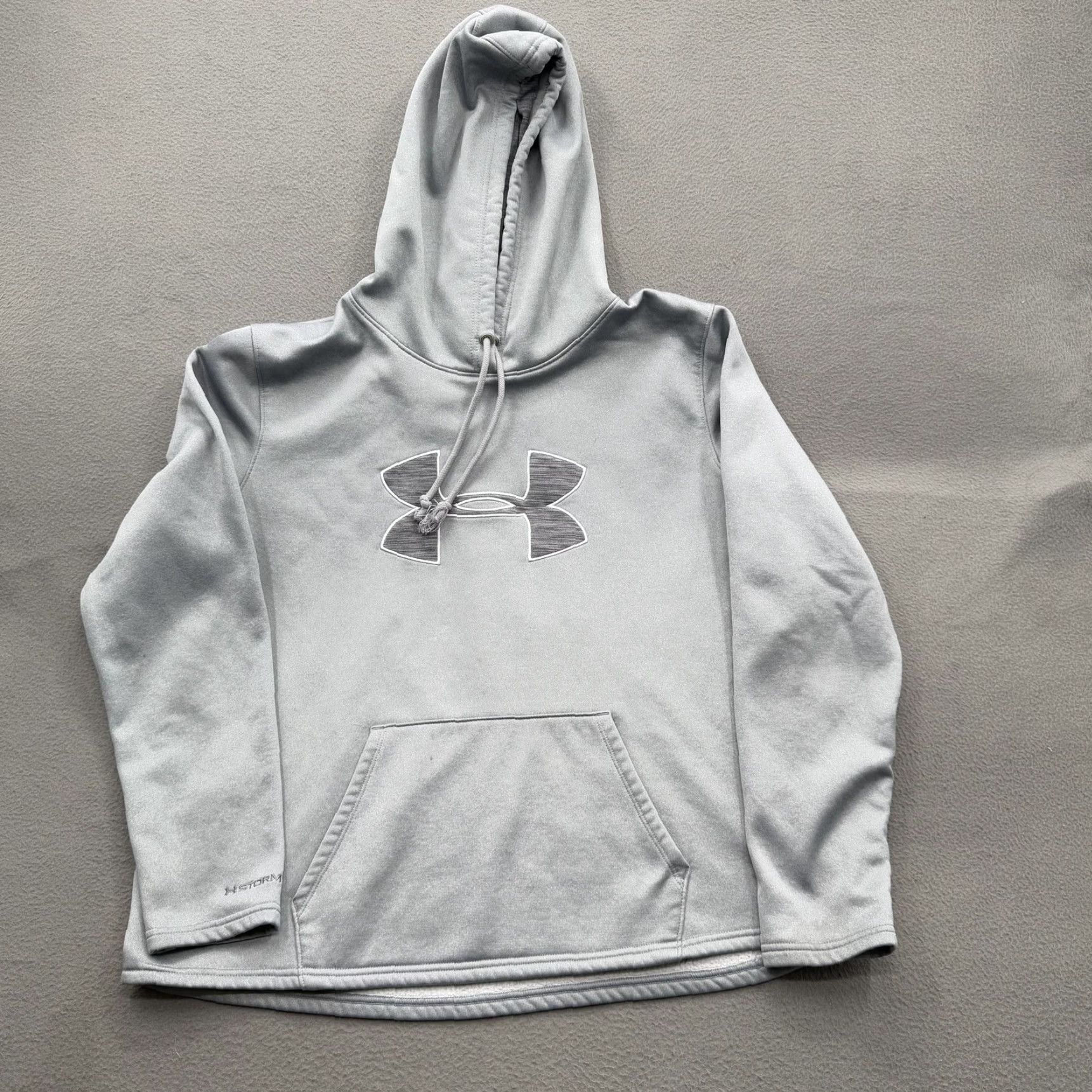 Under Armour VINTAGE Under Armour Hoodie Mens? Womens Large Gray Storm Armour Fleece Big Logo Pullover Size L / US 10 / IT 46 - 2 Thumbnail