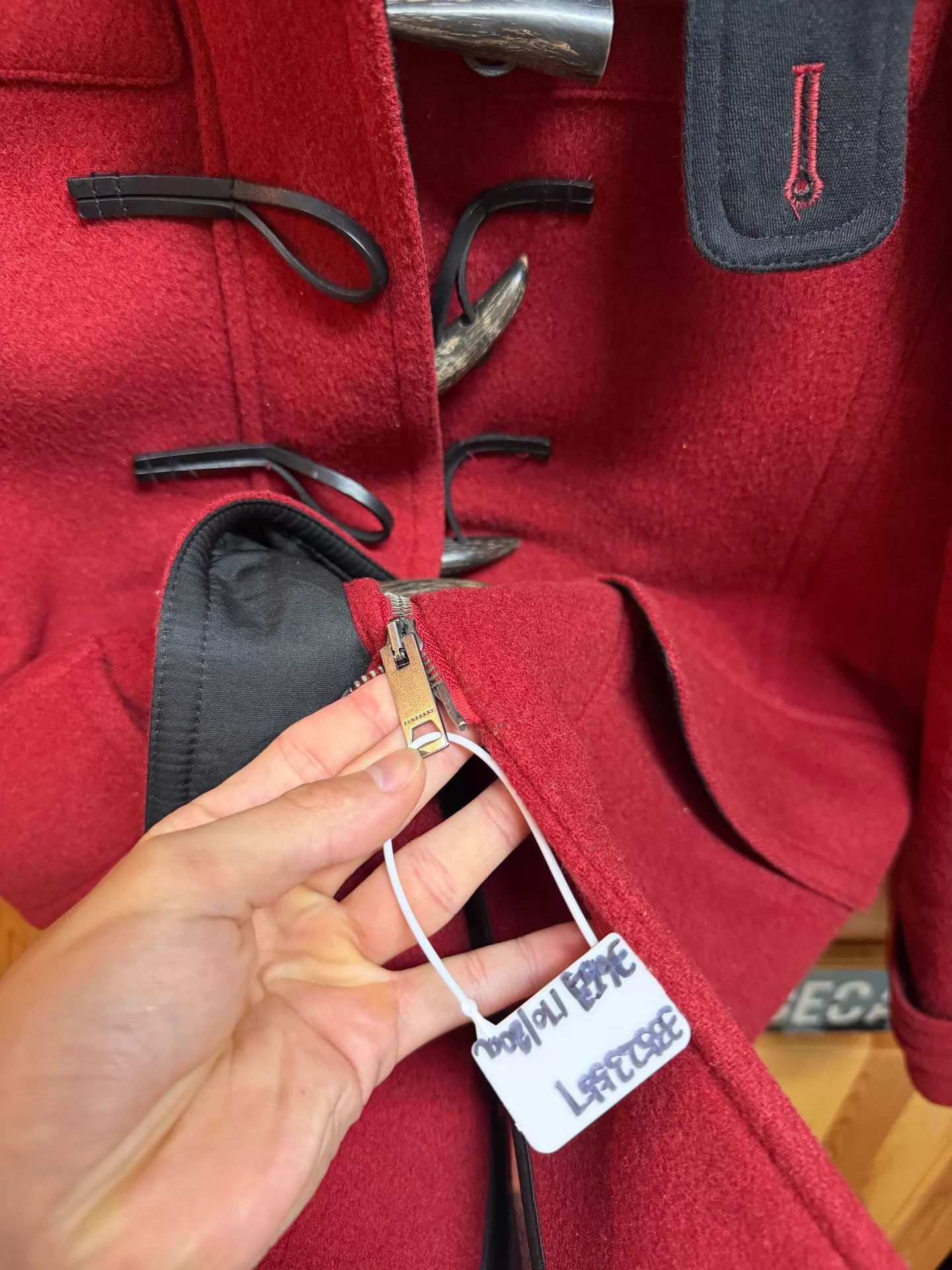 Burberry Burberry Wool HornBtn Coat Wmn's 36 Valentine Heart Lining Size XS / US 0-2 / IT 36-38 - 3 Thumbnail