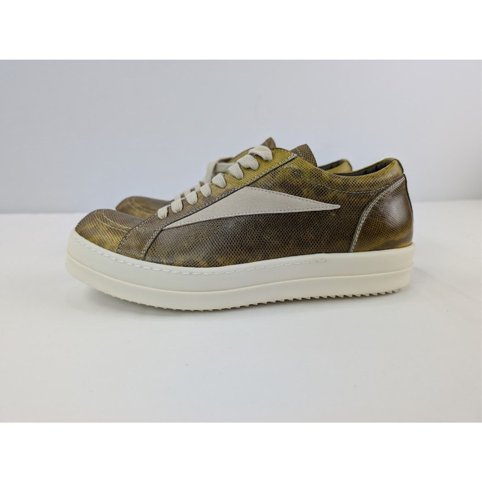 Rick Owens o1rshd1 Hollywood Vintage Sneakers in Acid / Milk / Milk Size US 7 / EU 40 - 10 Thumbnail