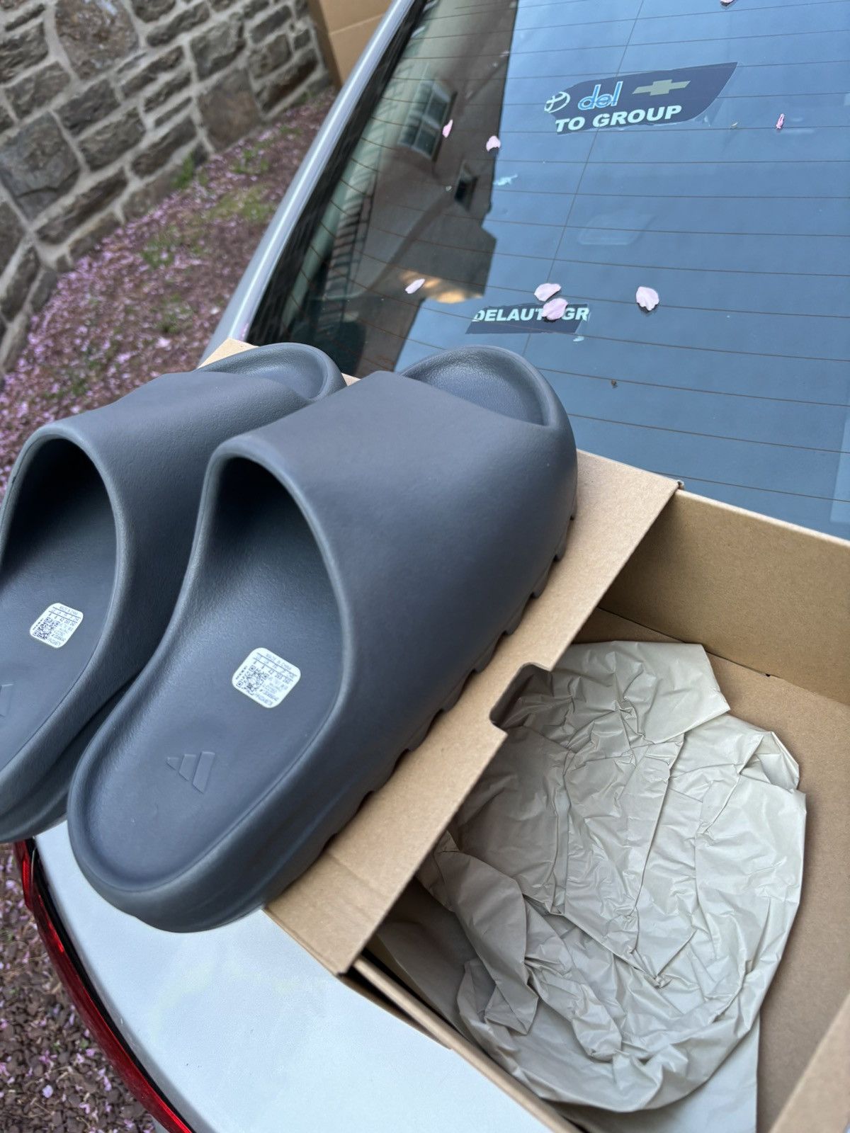 Yeezy adidas Yeezy Slide Slate Grey Size 8 ID2350 Size US 8 / EU 41 - 2 Thumbnail