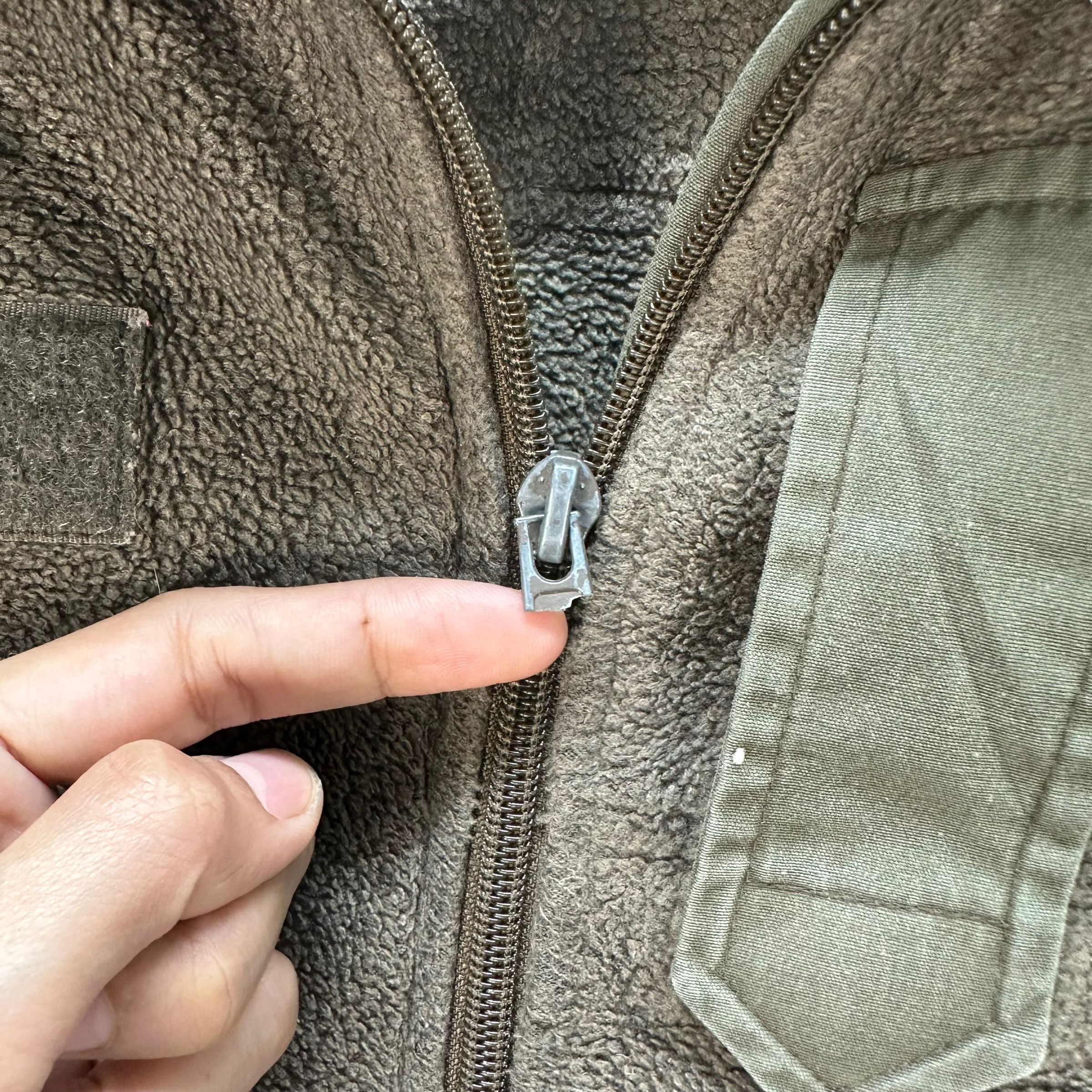 Vintage FESCA 05 HEERESEIGENTUM THERMOJACKE FLEECE JACKET #8040-198 Size US L / EU 52-54 / 3 - 3 Thumbnail