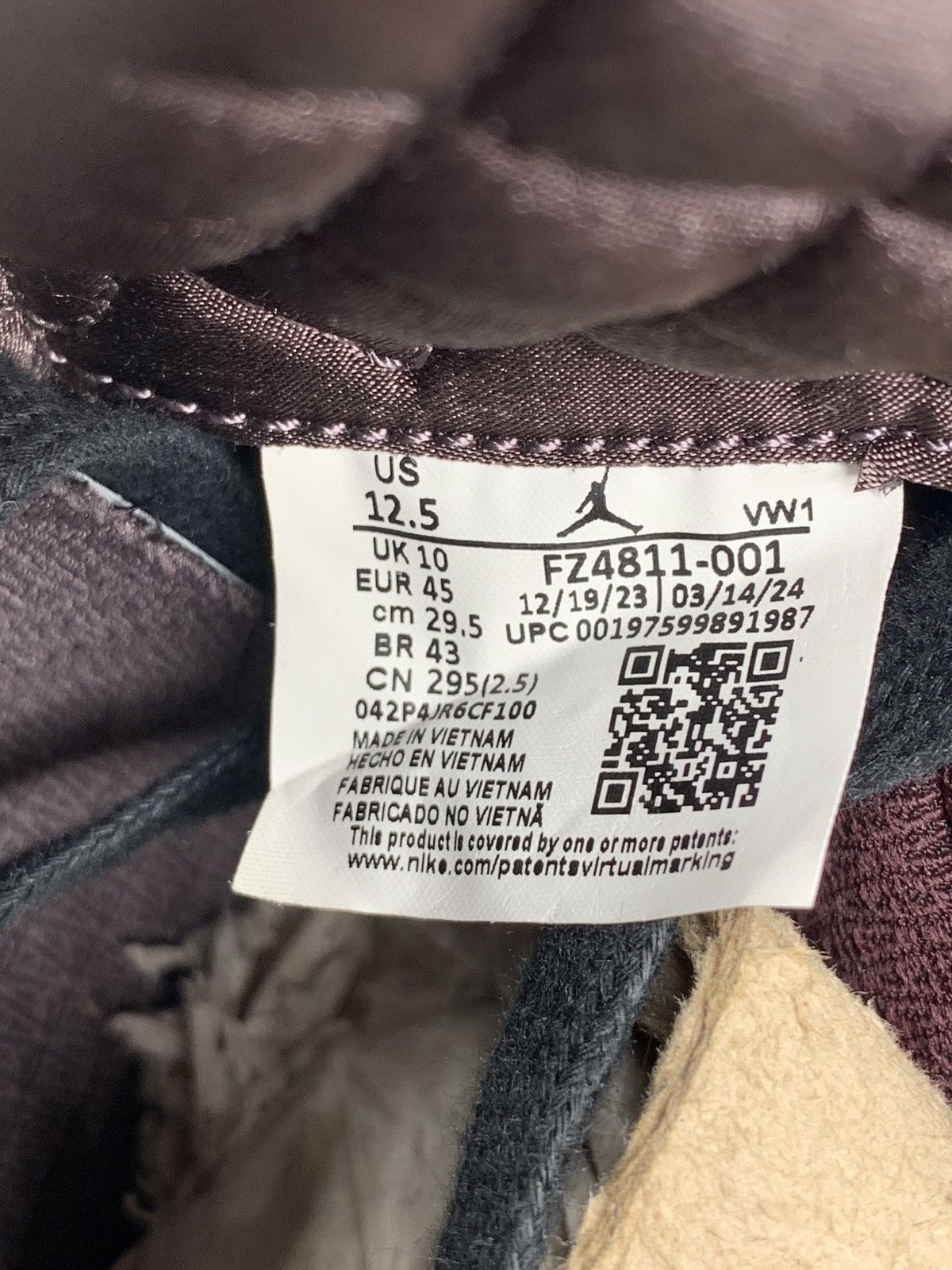 Nike A Ma Maniere X Air Jordan 3 Retro While you were sleeping Size US 11 / EU 44 - 7 Thumbnail