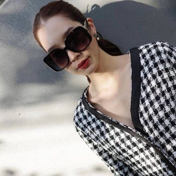 Gucci Gucci GG1029SA 001 Sunglasses Black Square Frame, Grey Size ONE SIZE - 4 Thumbnail