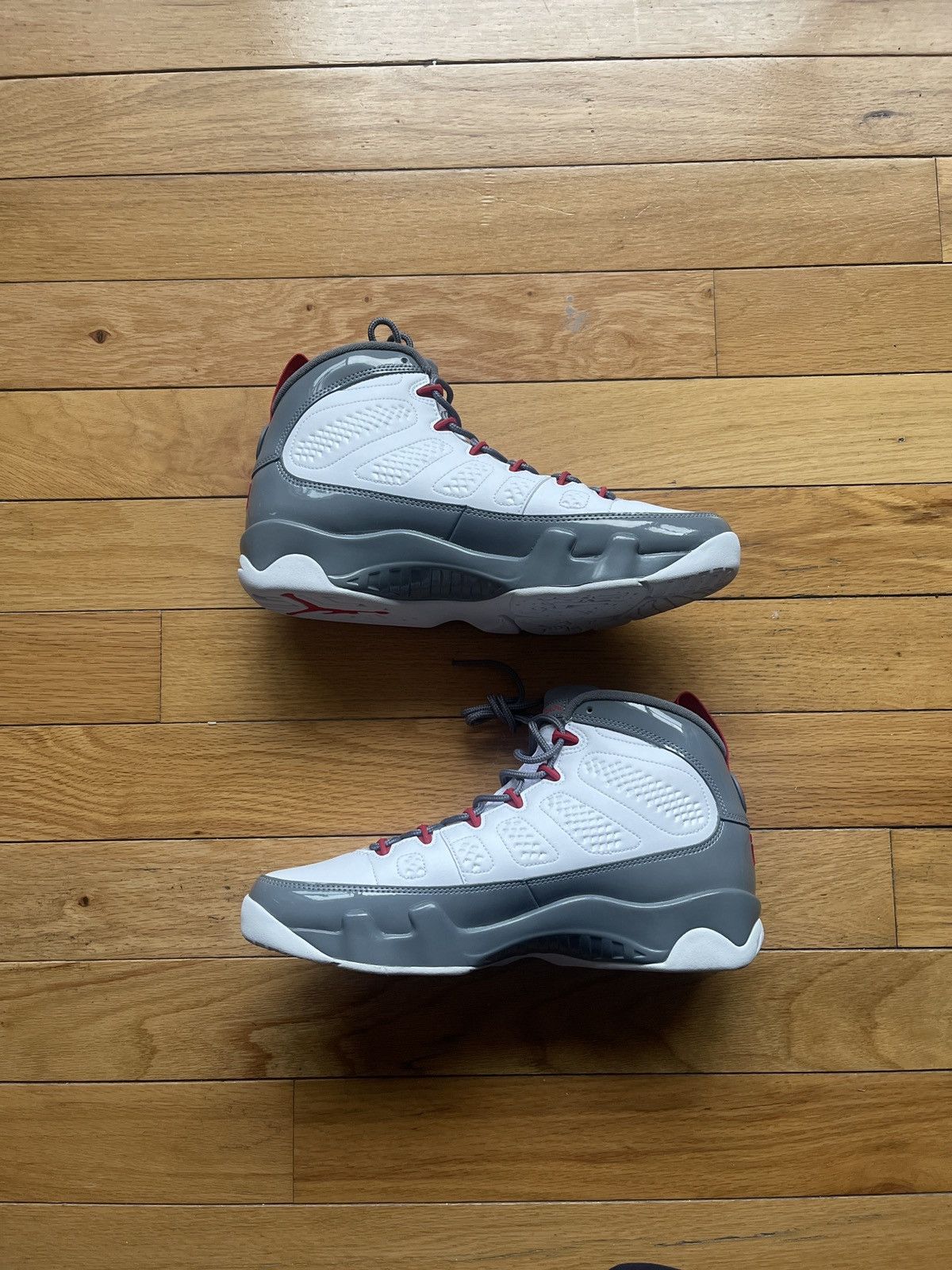 Jordan Brand Fire Red Jordan 9 Retro Size US 11 / EU 44 - 2 Thumbnail