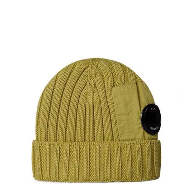 o1g2r1mq0524 Size: OS Beanie in Green
