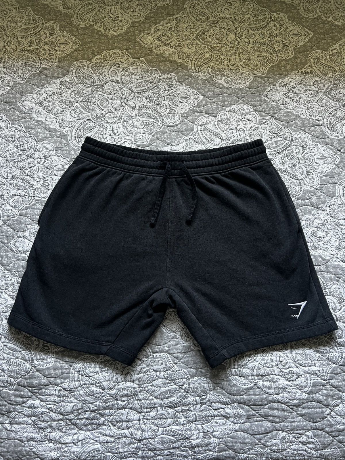 Gymshark Gymshark Black Shorts - Size L Size US 32 / EU 48 - 1 Thumbnail