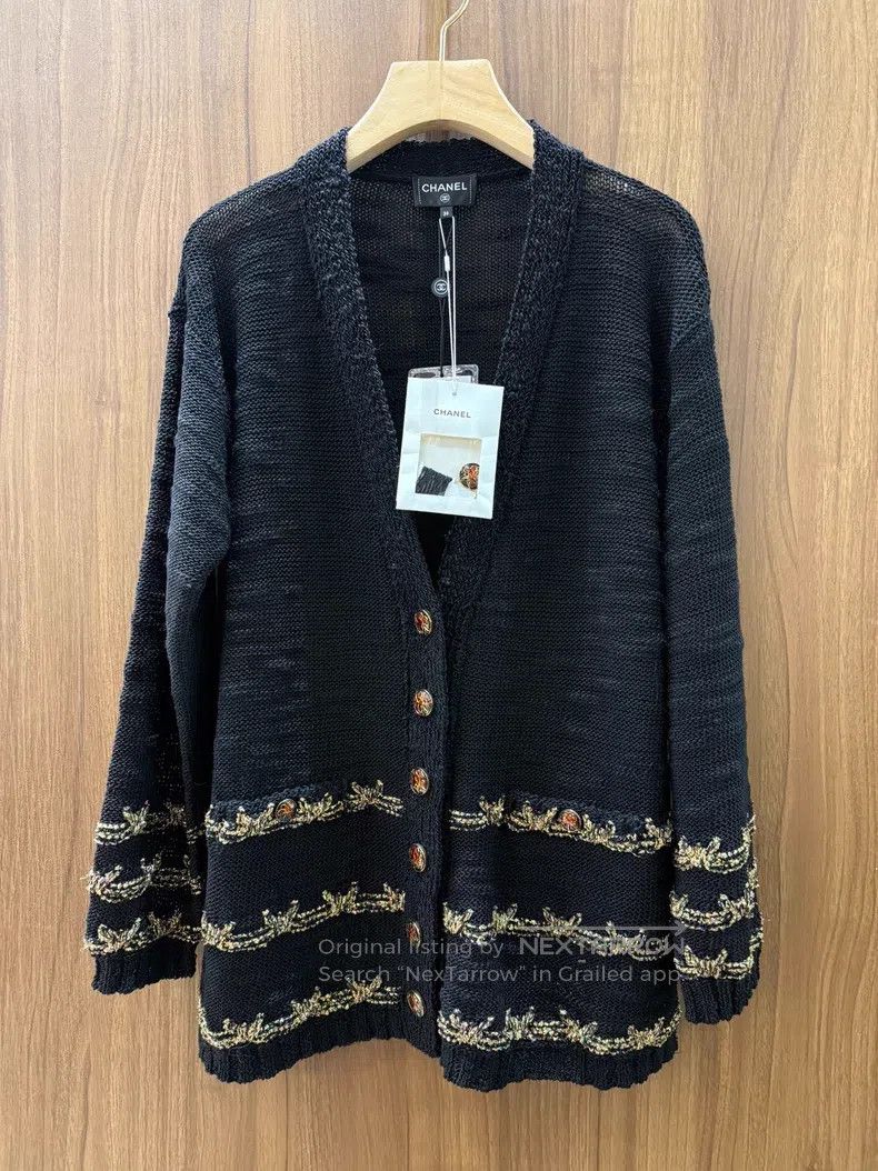 Chanel Chanel 25A High-end Handicraft Series Black and Gold Embro Size XS / US 0-2 / IT 36-38 - 1 Thumbnail