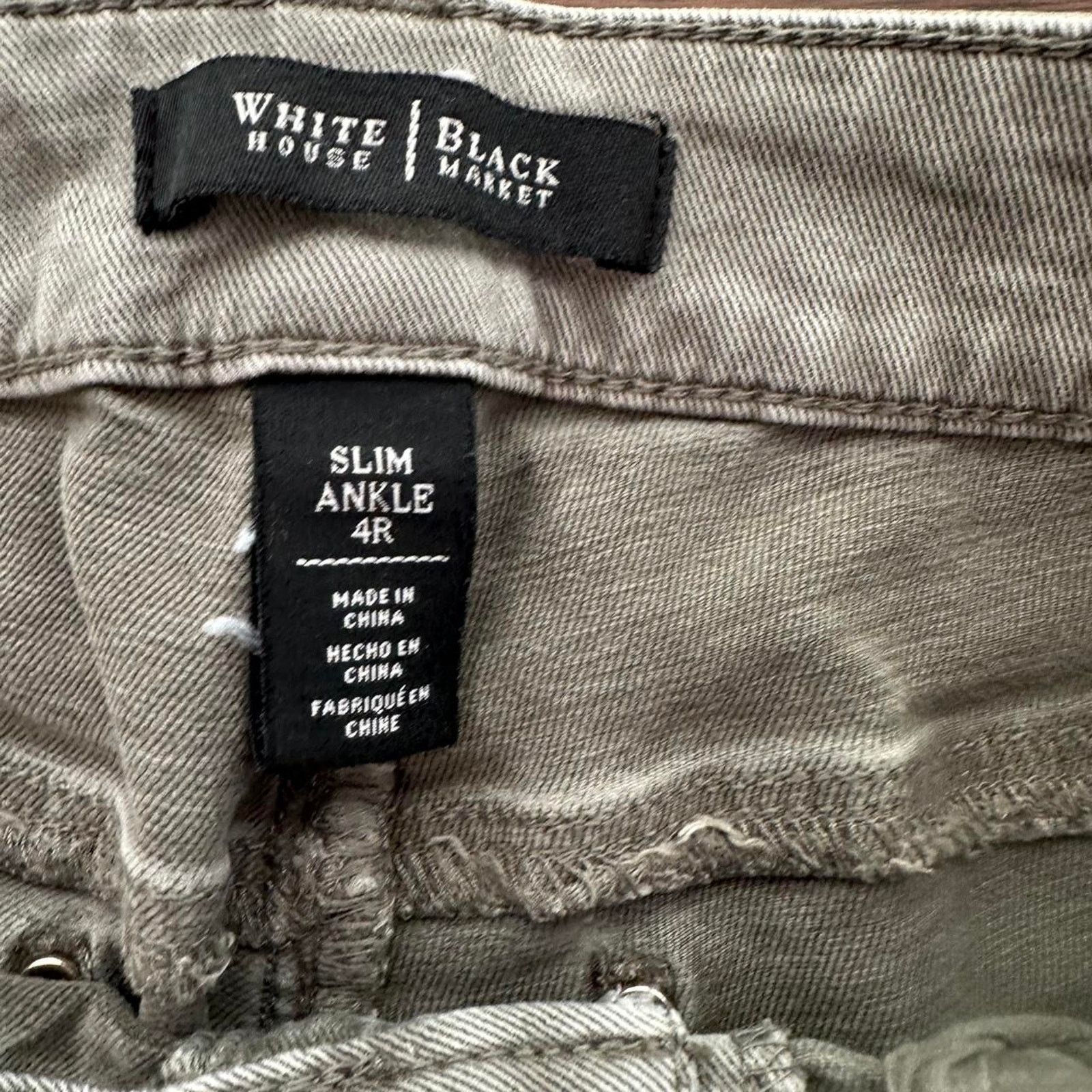 White House Black Market Green glammed slim ankle cargo Size 27" / US 4 / IT 40 - 7 Thumbnail