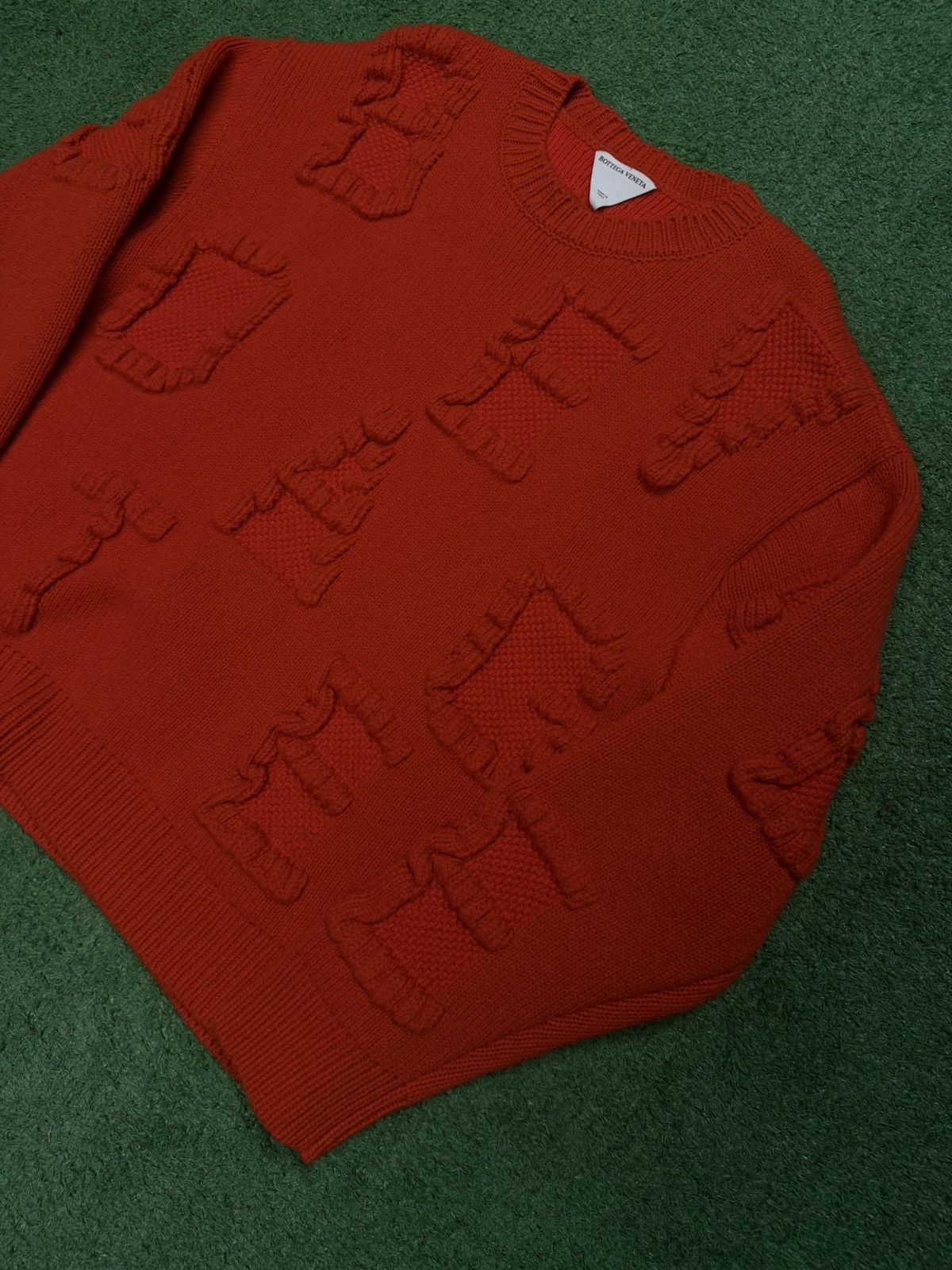 Bottega Veneta Bottega Veneta spellout sweater sized medium Size US M / EU 48-50 / 2 - 2 Thumbnail