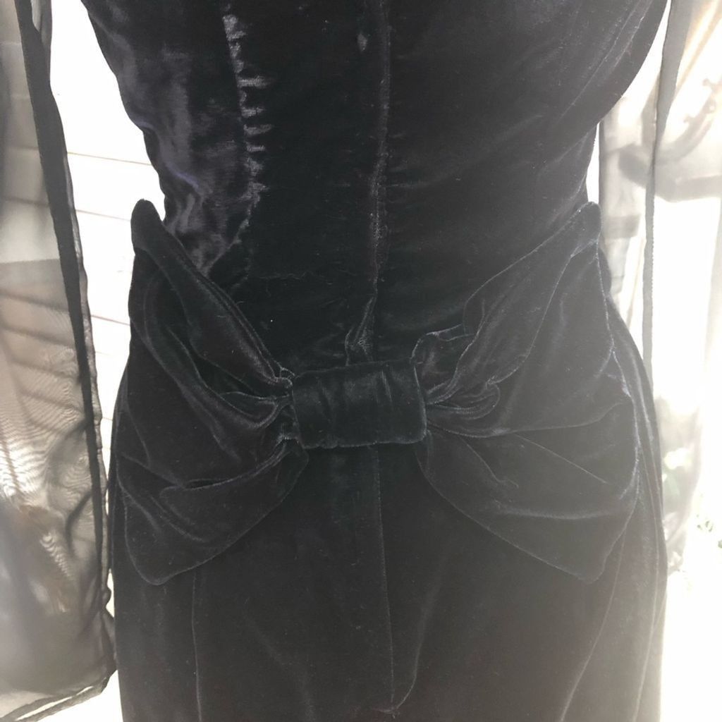 Vintage 90s black velvet sheer sleeves cocktail dress nude style XS Size XS / US 0-2 / IT 36-38 - 5 Thumbnail