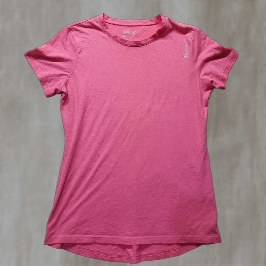 Reebok Reebok Shirt T-Shirt Short Sleeve Active Women's M Red 90s Concert Style Mens Womens Boys Girls Size M / US 6-8 / IT 42-44 - 1 Thumbnail