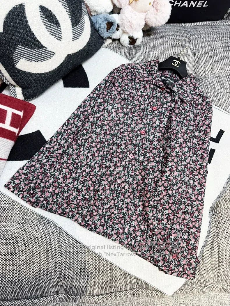 Chanel Chanel 24B black background red broken flower logo long-sl Size XS / US 0-2 / IT 36-38 - 7 Thumbnail