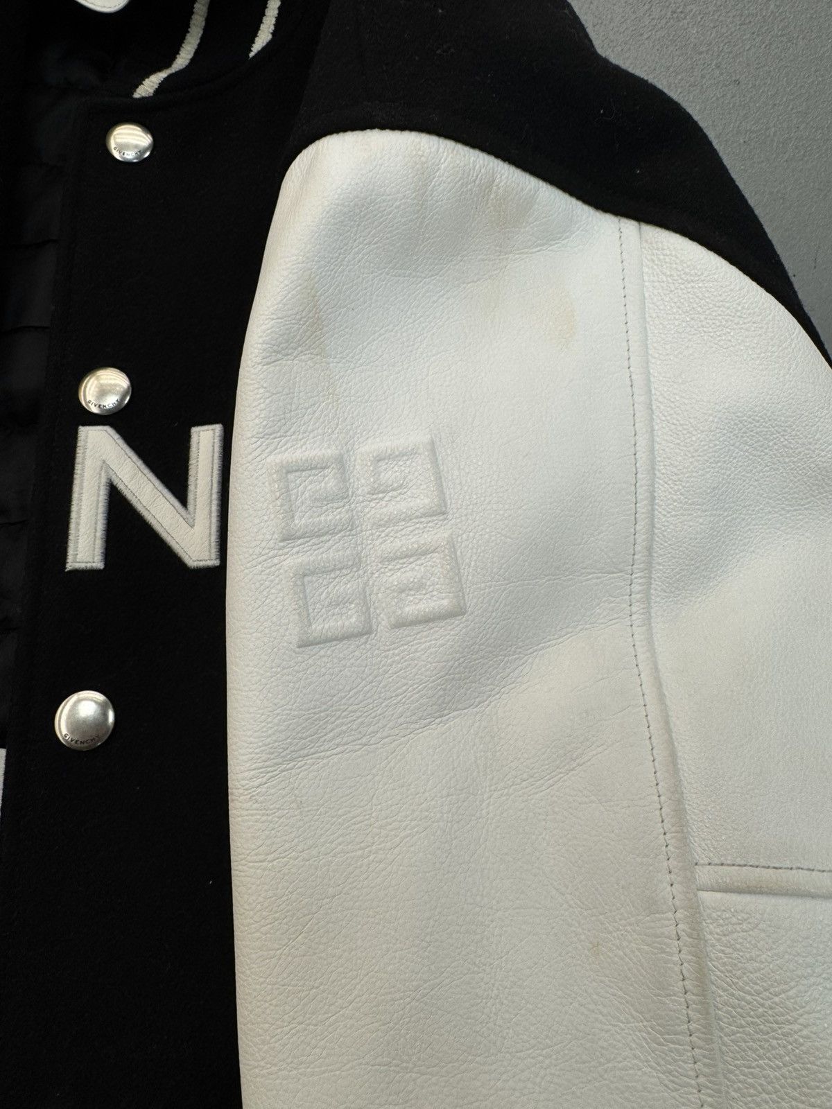 Givenchy Givenchy Varsity Jacket Size US M / EU 48-50 / 2 - 9 Thumbnail