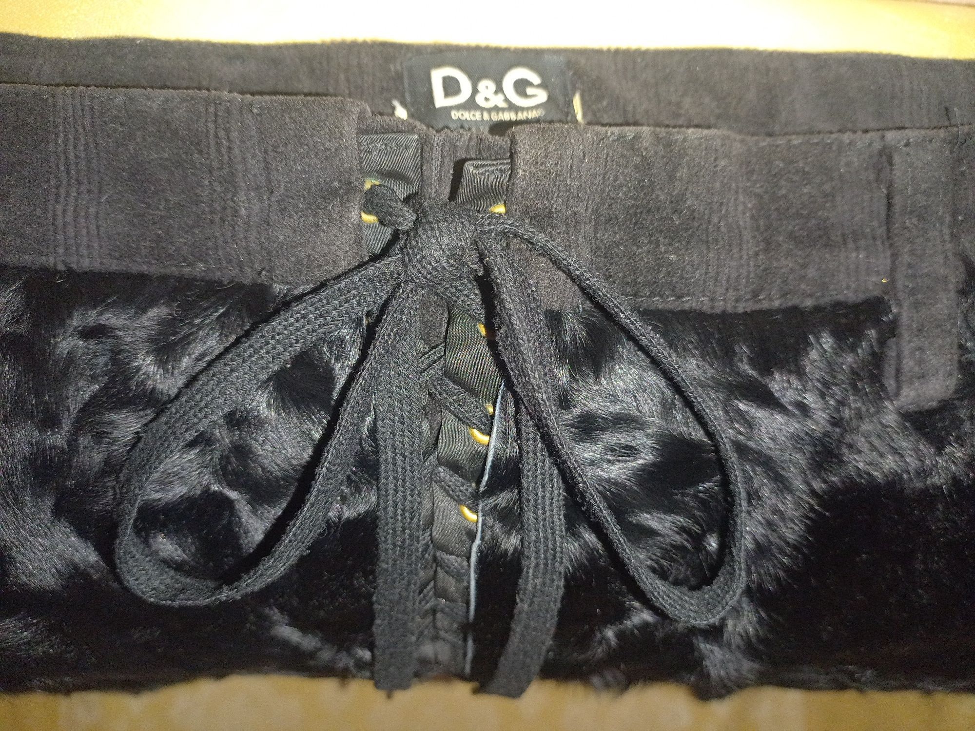 Dolce & Gabbana Dolce Gabbana Fur Velvet Skirt Size 28" / US 6 / IT 42 - 8 Thumbnail