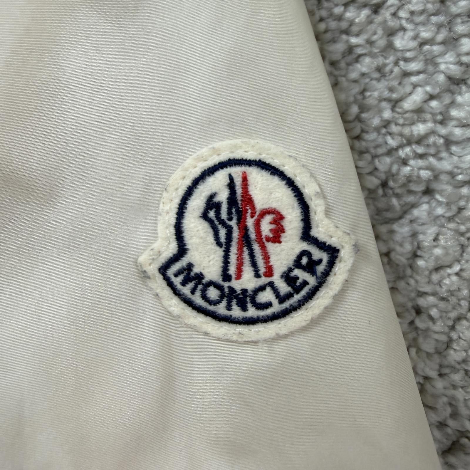 Moncler Moncler Ladies Vive Windbreaker Size 1 S Size S / US 4 / IT 40 - 6 Thumbnail