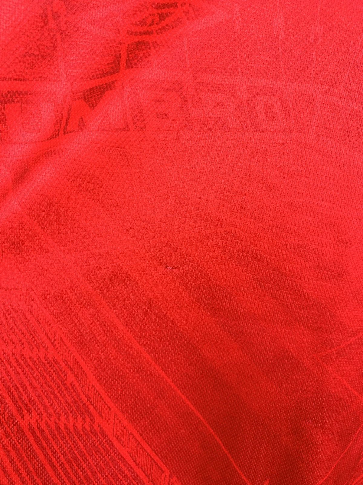 Umbro 90s Umbro Manchester United 1994/95/96 #11 Giggs Home Jersey Size US M / EU 48-50 / 2 - 7 Thumbnail