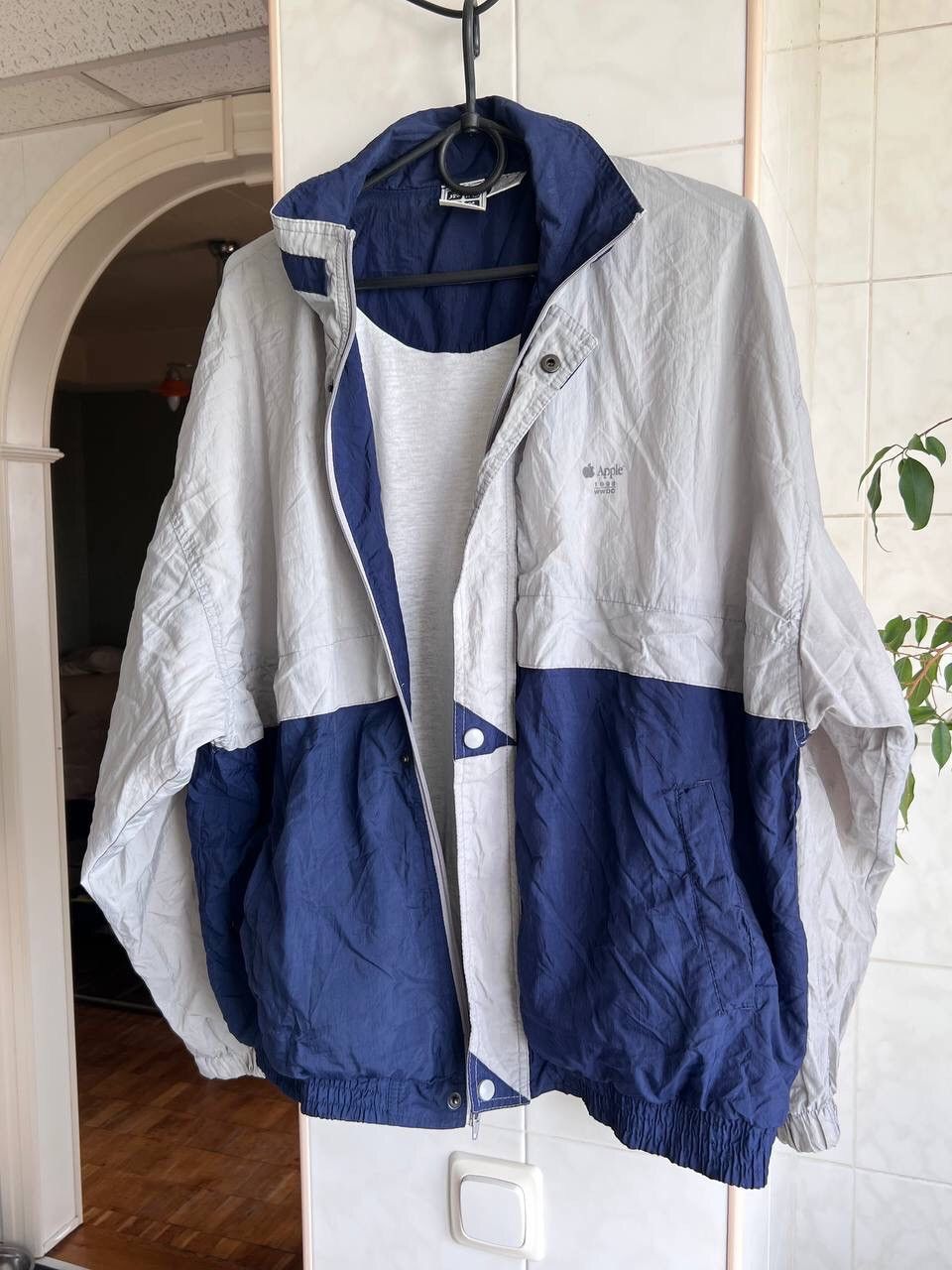 Apple × Vintage Apple light jacket zip vintage 90s windbreaker 1995 WWDC Size US L / EU 52-54 / 3 - 1 Thumbnail