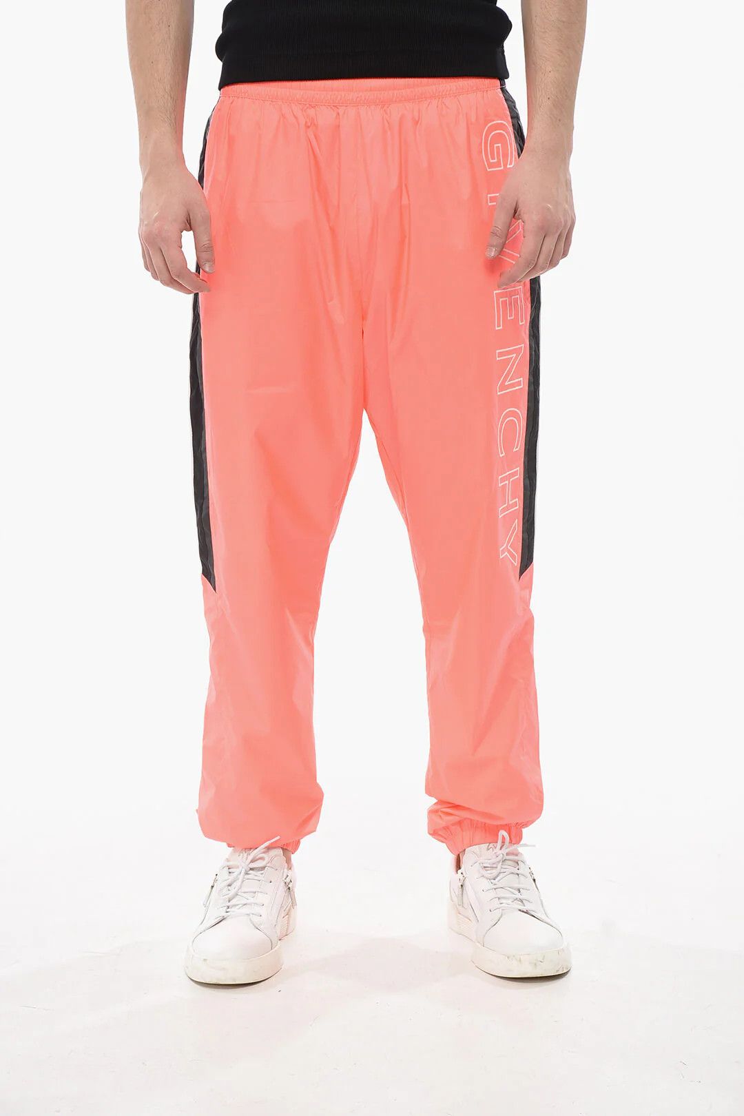 Givenchy og1mm0326 Sweatpants & Joggers in Pink Size US 28 / EU 44 - 1 Thumbnail