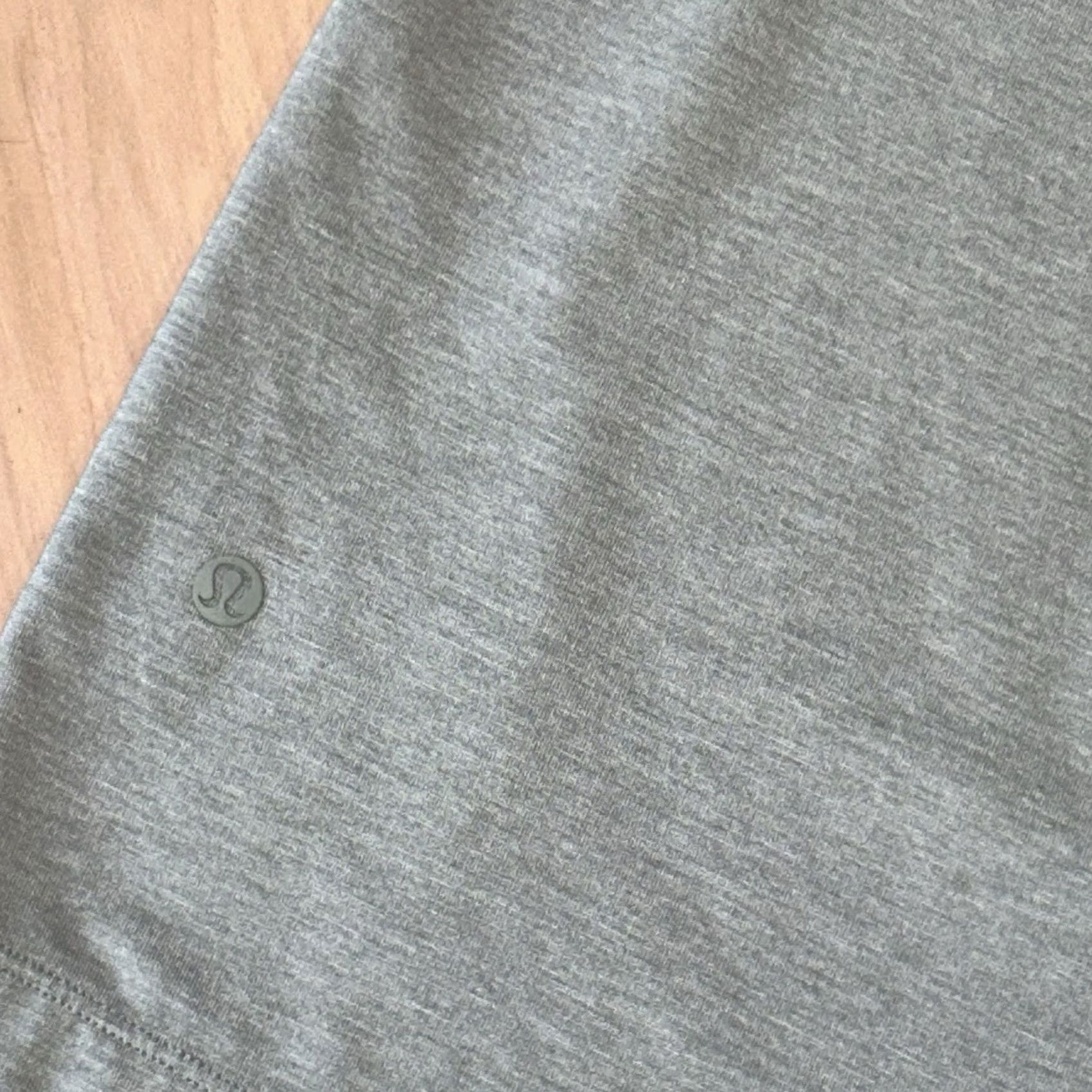 Lululemon Lululemon Polo Shirt Short Sleeve Men’s Small Gray Performance Breathable Lightweight Moisture Wicking Athletic Casual City Apparel Modern 90s? Size US S / EU 44-46 / 1 - 4 Thumbnail